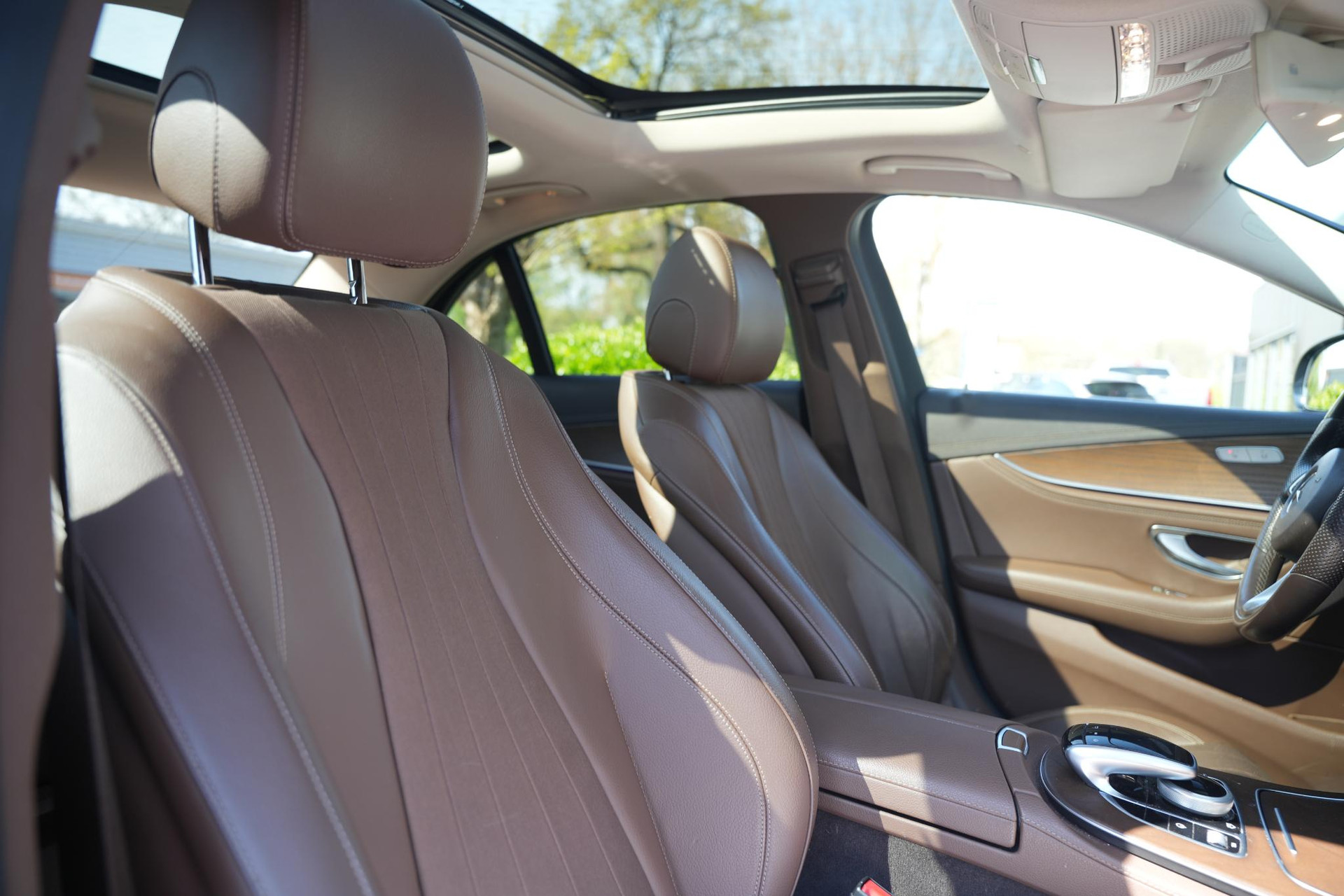 Mercedes-Benz E-Klasse 350 e Business Solution AMG Plus Upgrade Edition 2018 CALLAITE GREEN - METALLIC PAINT (997U) 17