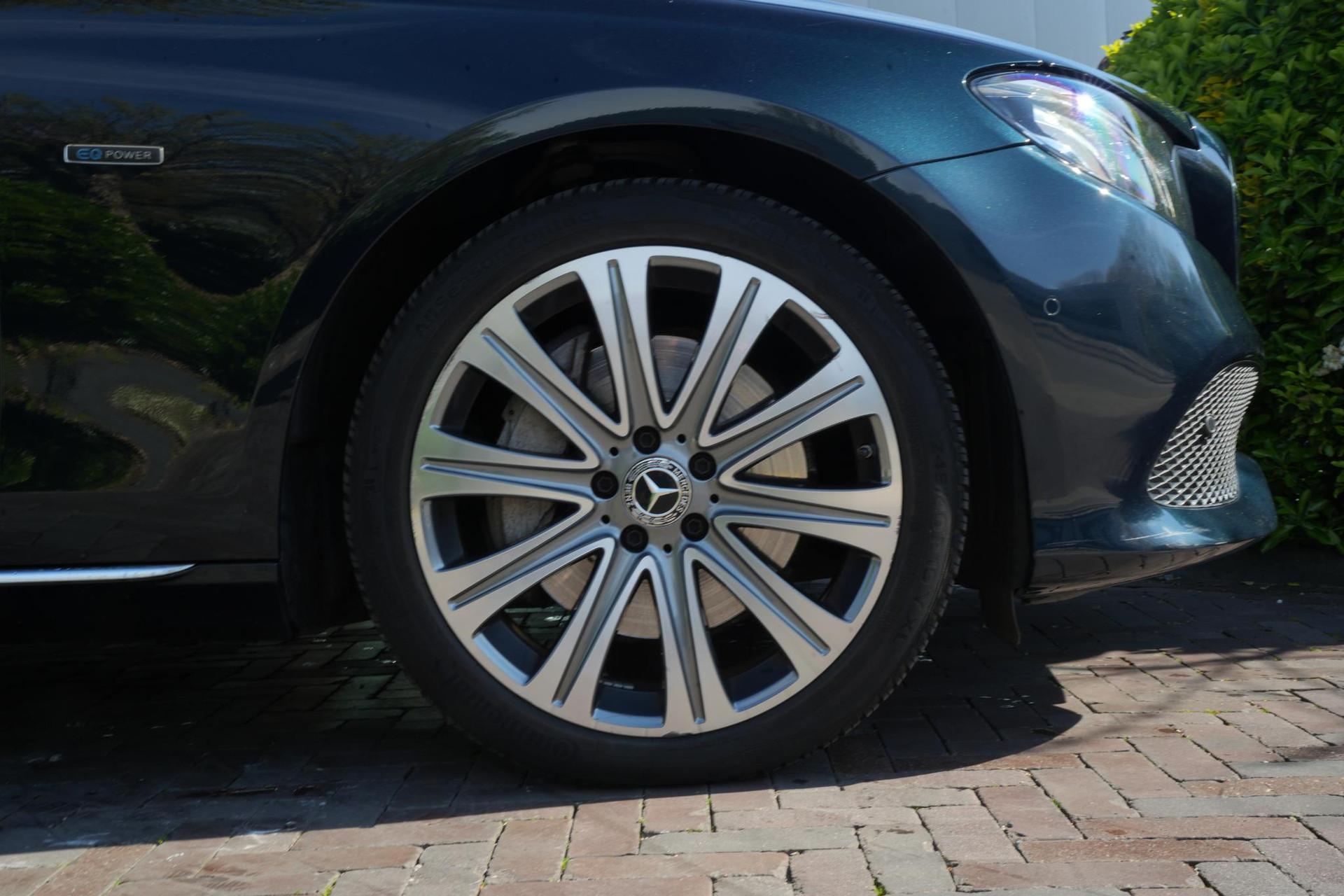 Mercedes-Benz E-Klasse 350 e Business Solution AMG Plus Upgrade Edition 2018 CALLAITE GREEN - METALLIC PAINT (997U) 9