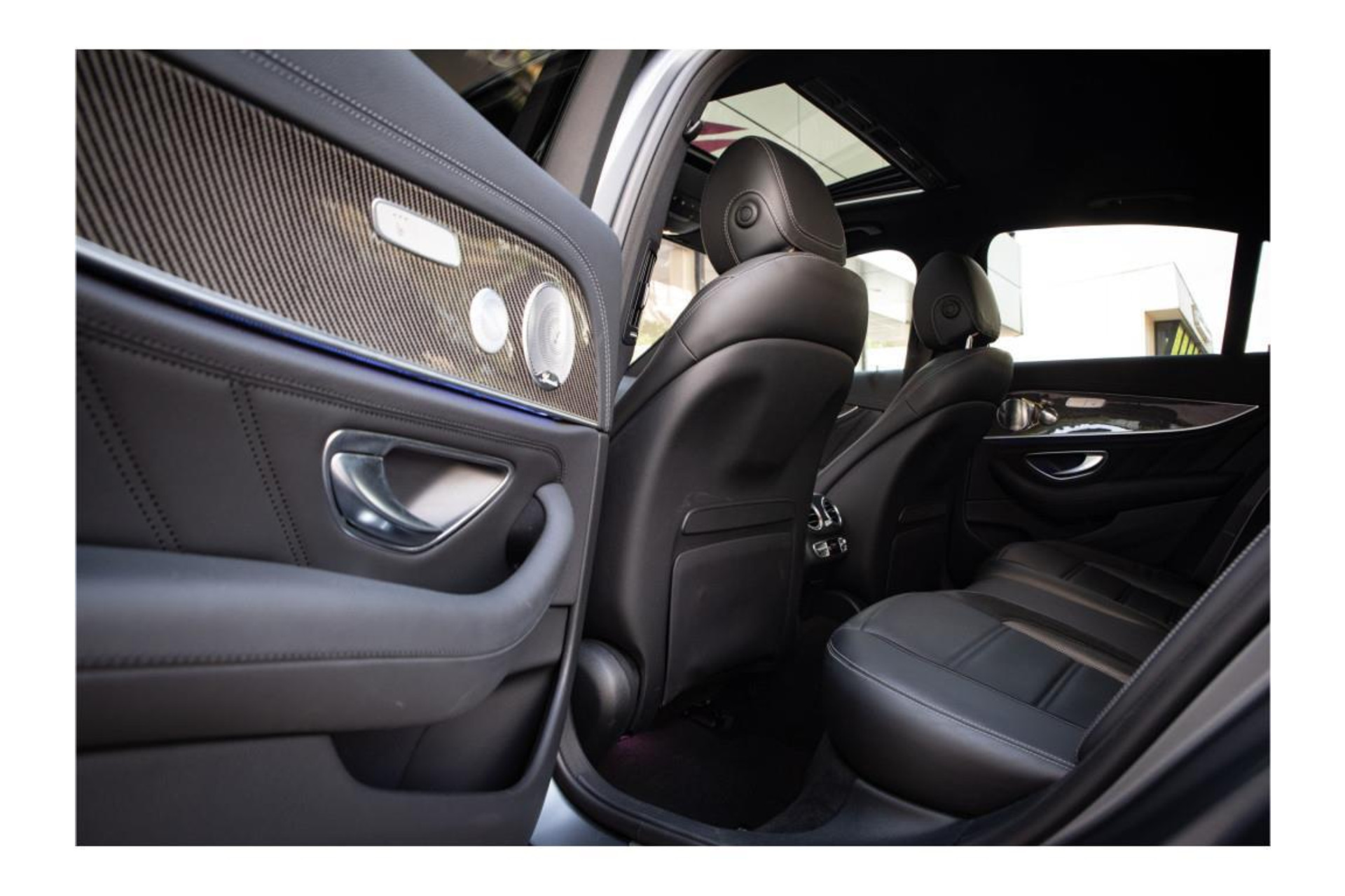 Mercedes-Benz E-Klasse AMG 63 4MATIC Premium Plus 2019  8