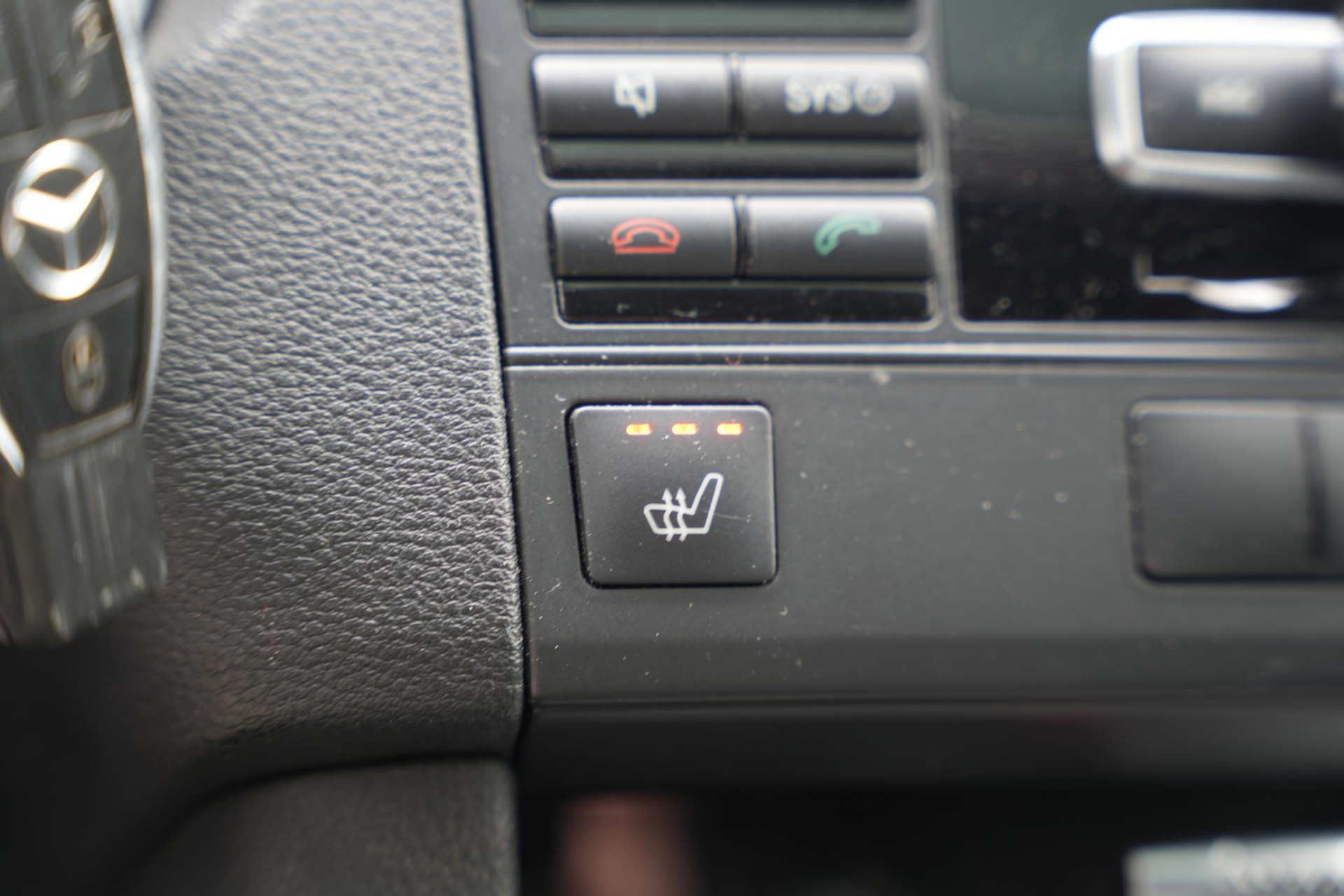 Mercedes-Benz E-Klasse Estate 250 CDI Business Class Avantgarde 2012 OBSIDIAN BLACK (197U) 24