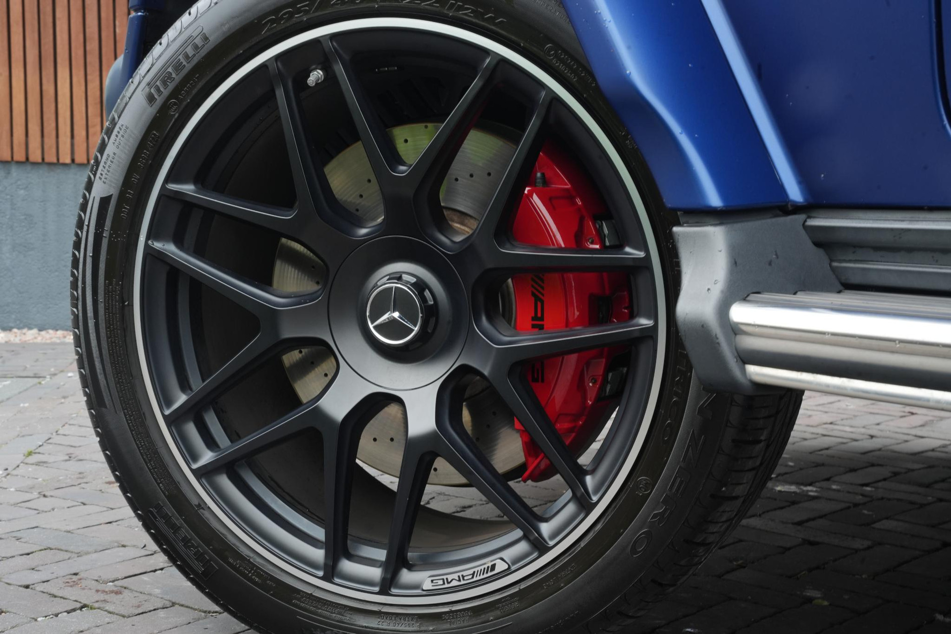 Mercedes-Benz G-Klasse 500 2020 brilliant blue metallic (896U) 27