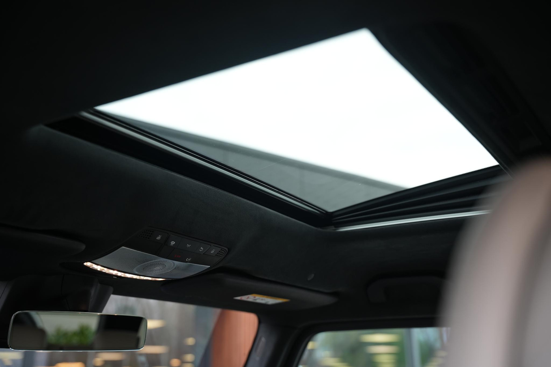 Mercedes-Benz G-Klasse 500 2020 brilliant blue metallic (896U) 36