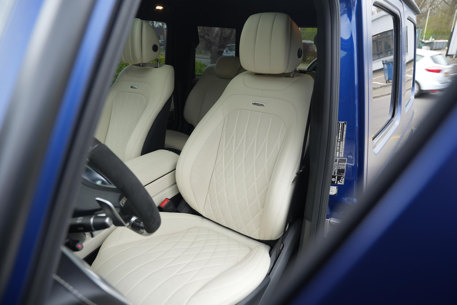 Mercedes-Benz G-Klasse 500 2020 brilliant blue metallic (896U) 6