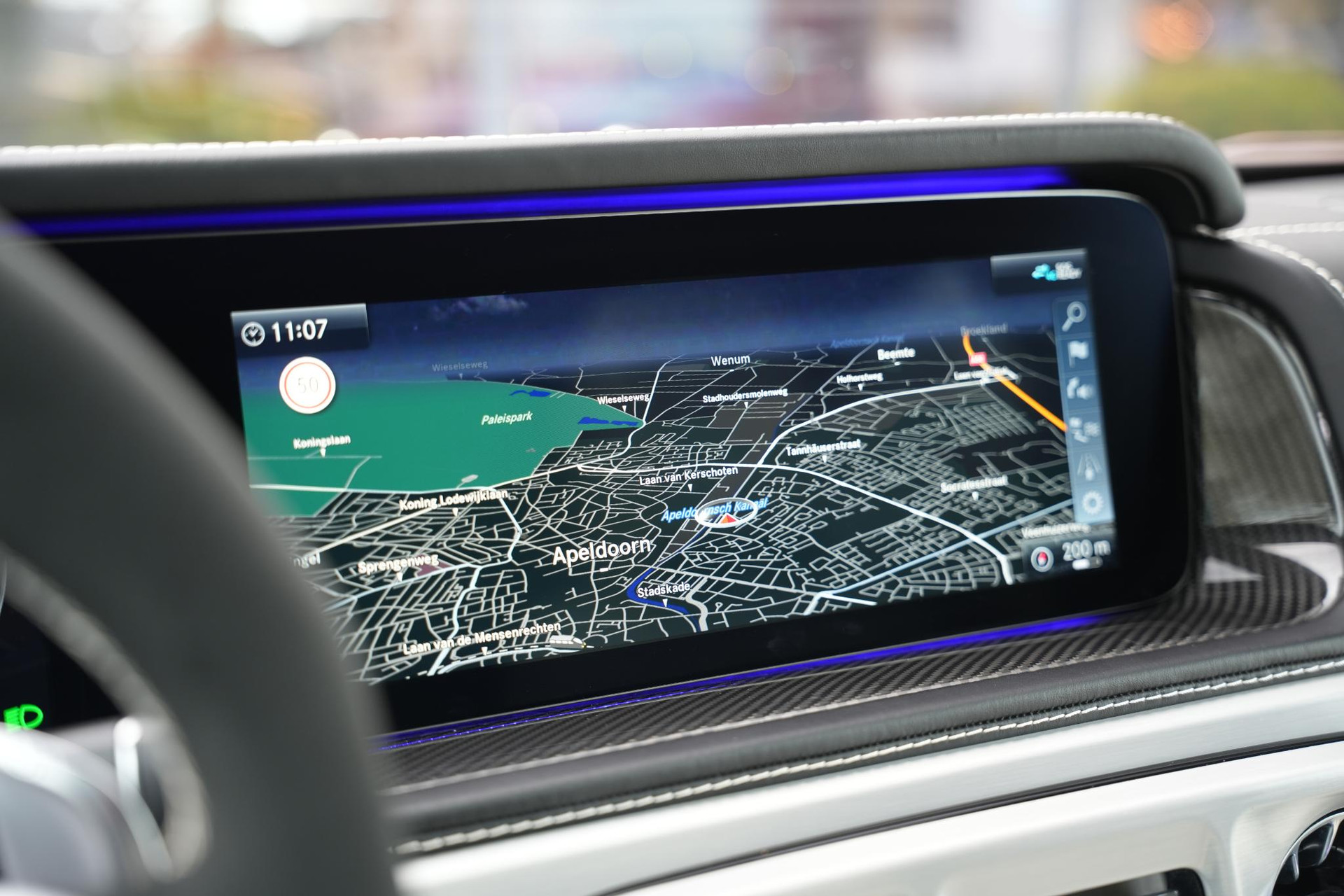 Mercedes-Benz G-Klasse 500 2020 brilliant blue metallic (896U) 63