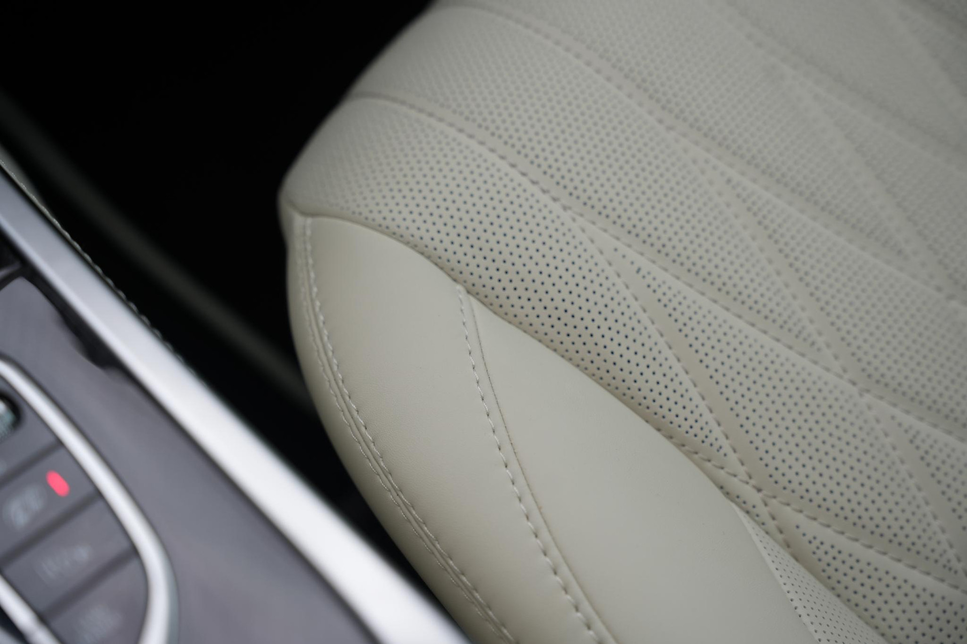 Mercedes-Benz G-Klasse 500 2020 brilliant blue metallic (896U) 68