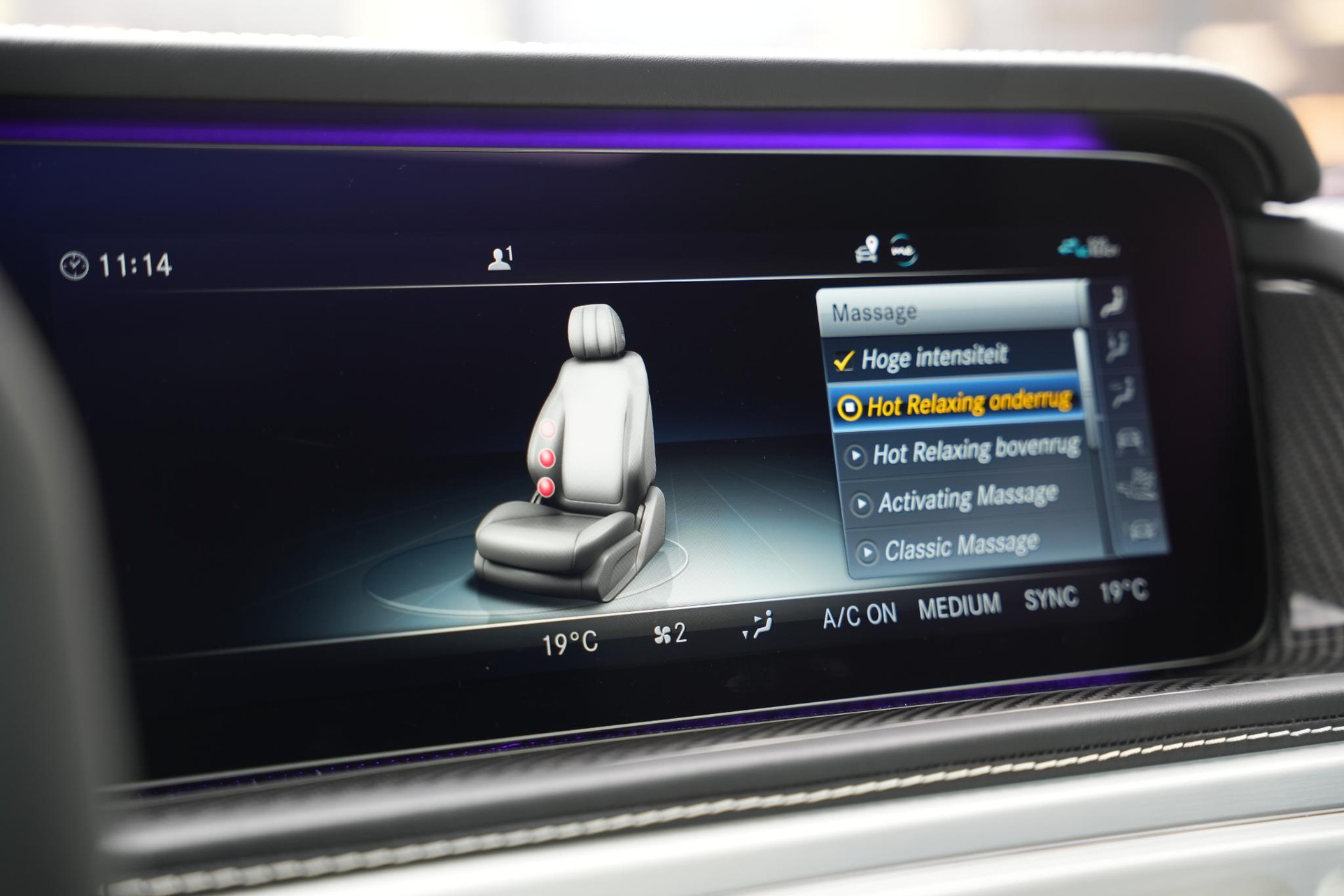 Mercedes-Benz G-Klasse 500 2020 brilliant blue metallic (896U) 73