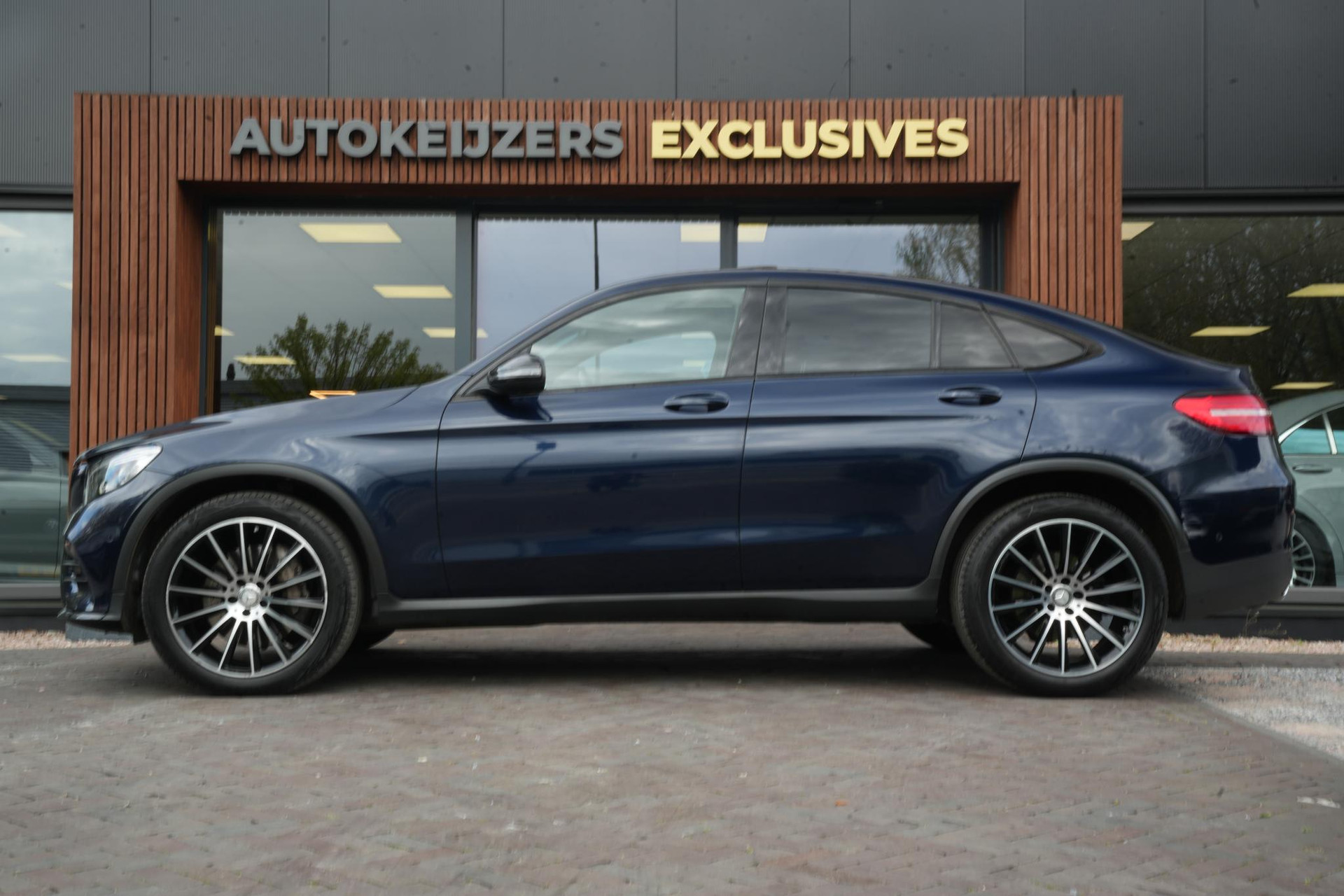 Mercedes-Benz GLC Coupé 250 d 4MATIC Edition 1 2017  5