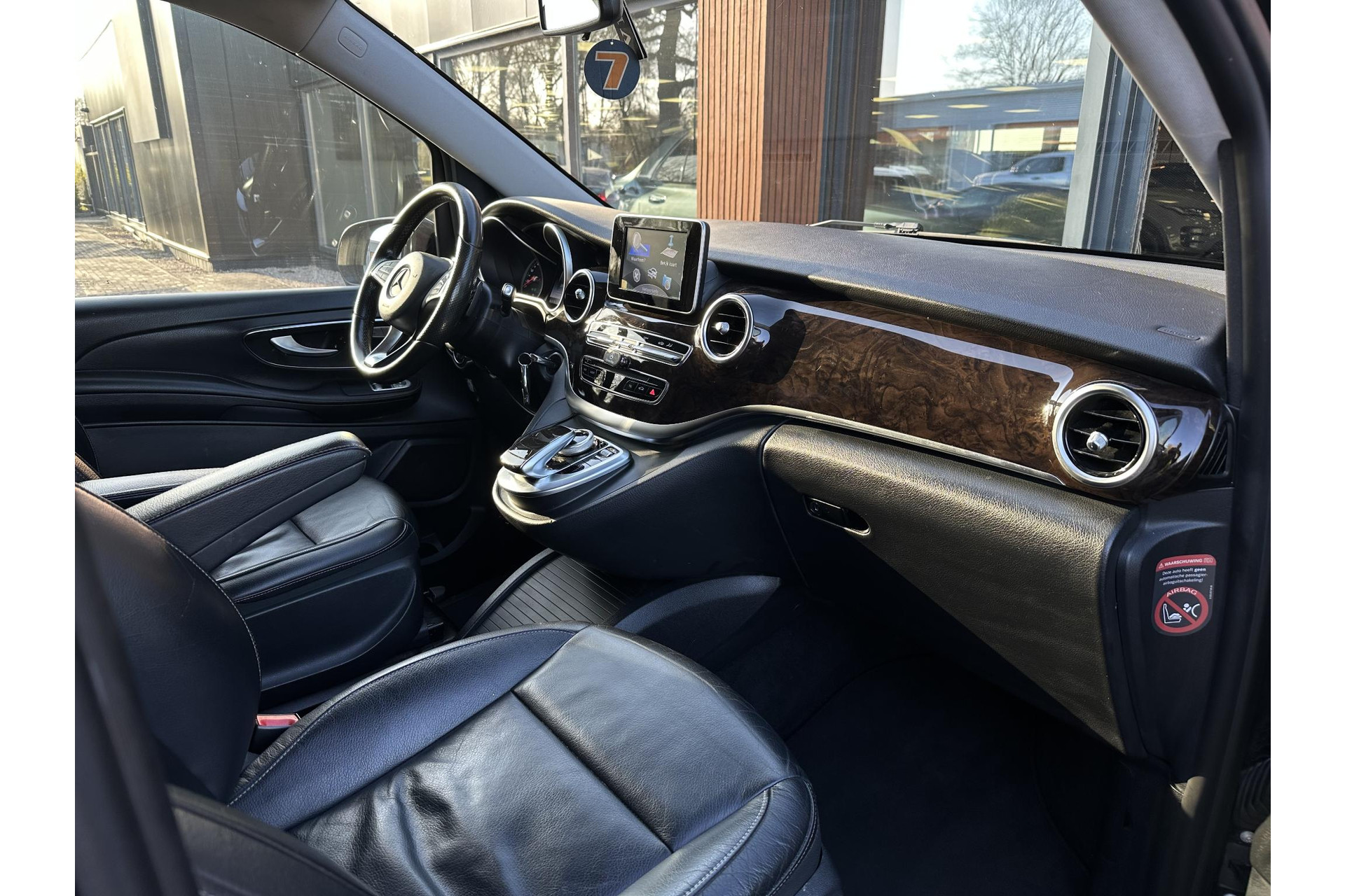 Mercedes-Benz V-Klasse 220d Lang DC Edition 2015 Zwart 12