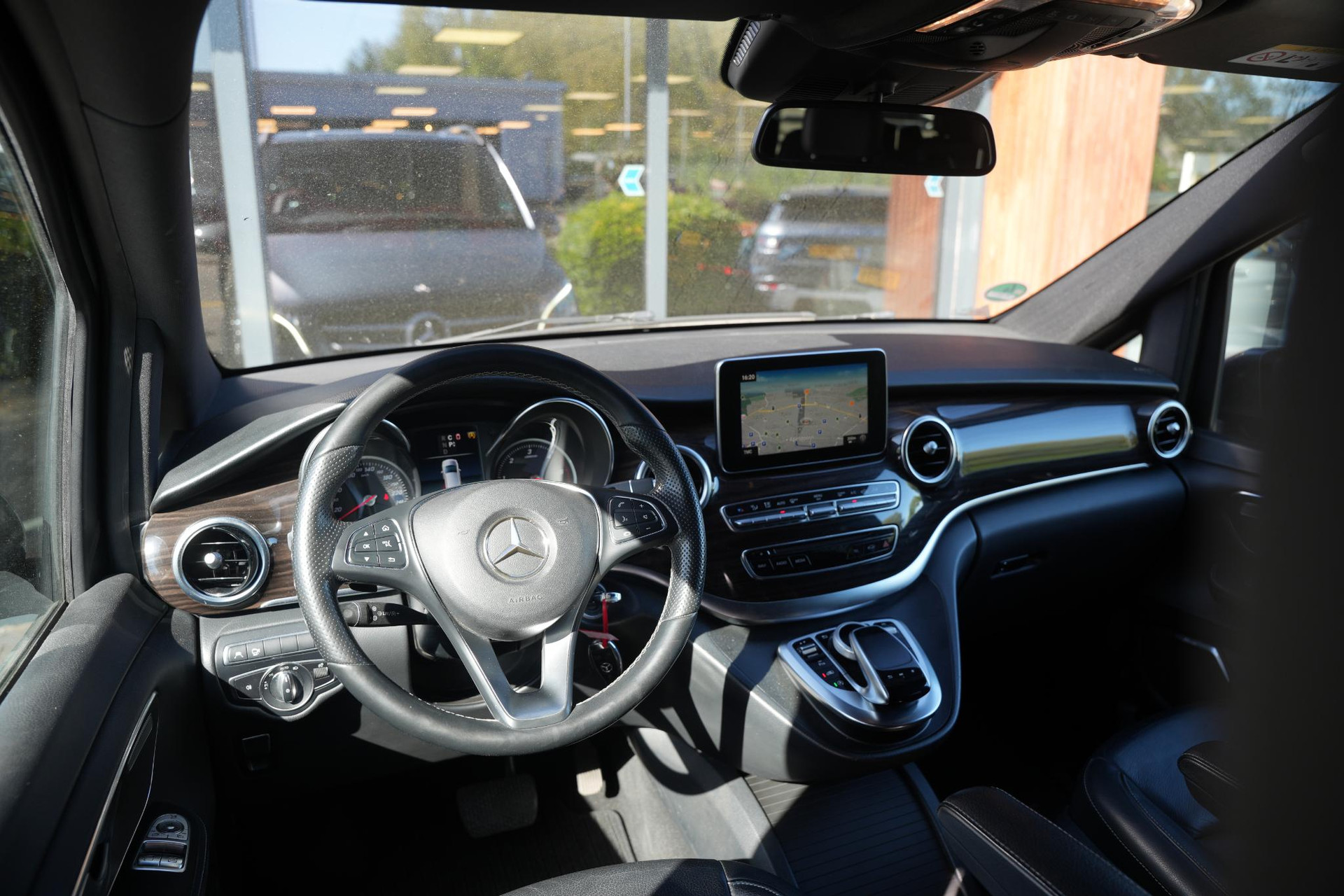 Mercedes-Benz V-Klasse 250d Extra Lang Avantgarde Edition 2018  2