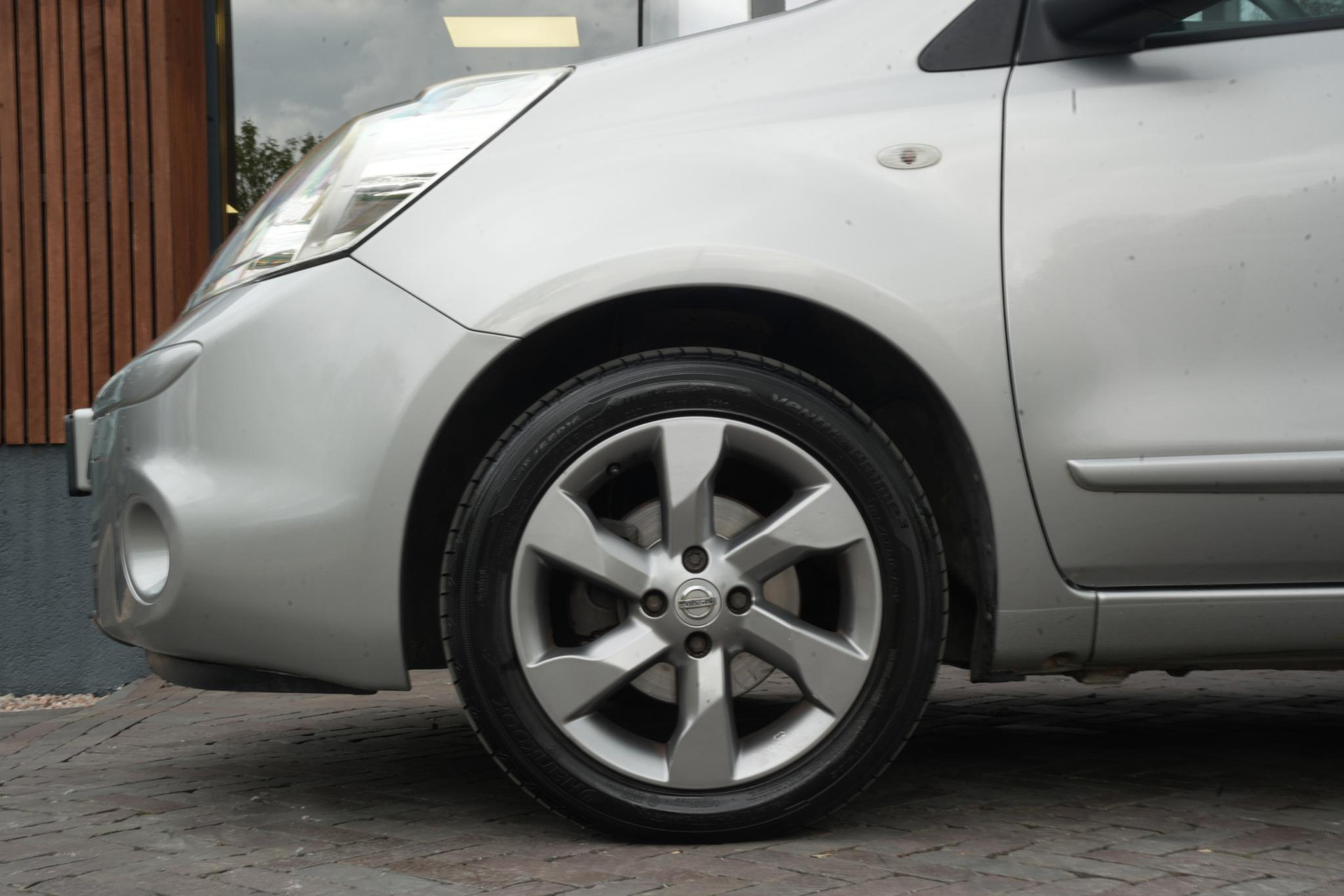 Nissan Note 1.6 Connect Edition 2011  10