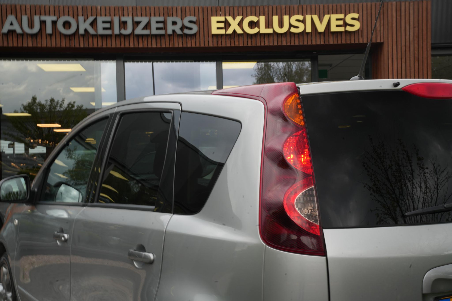 Nissan Note 1.6 Connect Edition 2011  15