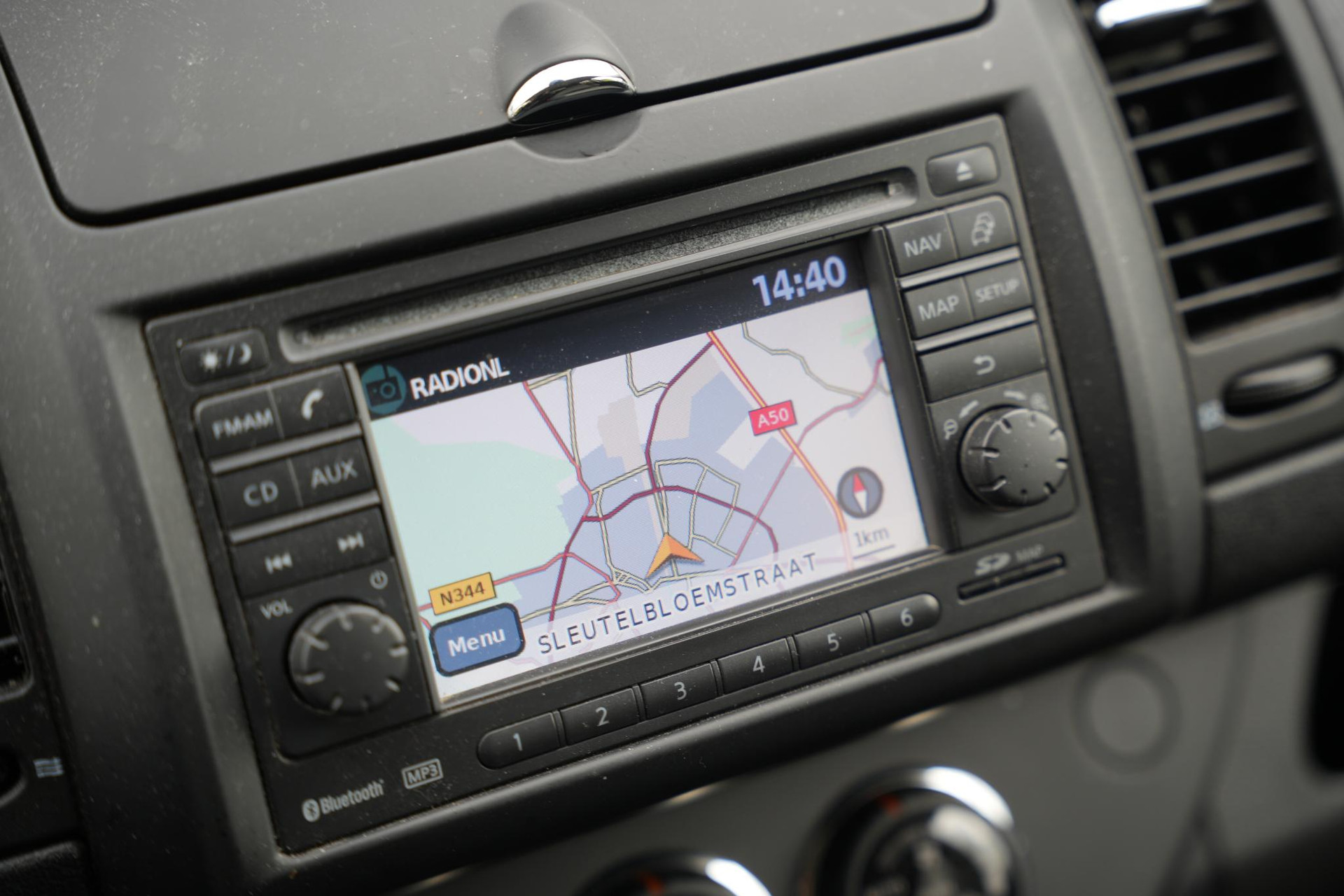 Nissan Note 1.6 Connect Edition 2011  26