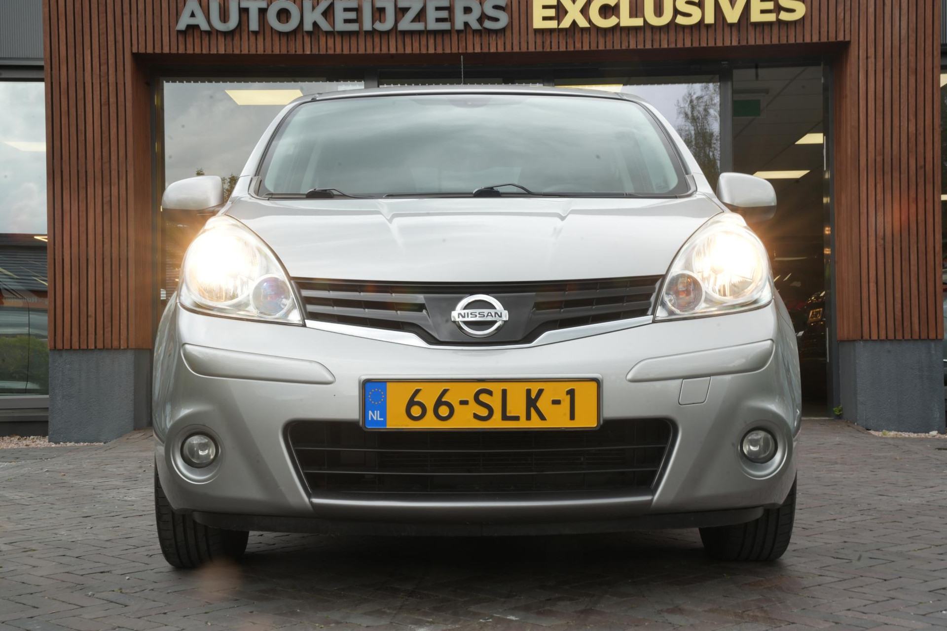 Nissan Note 1.6 Connect Edition 2011  3