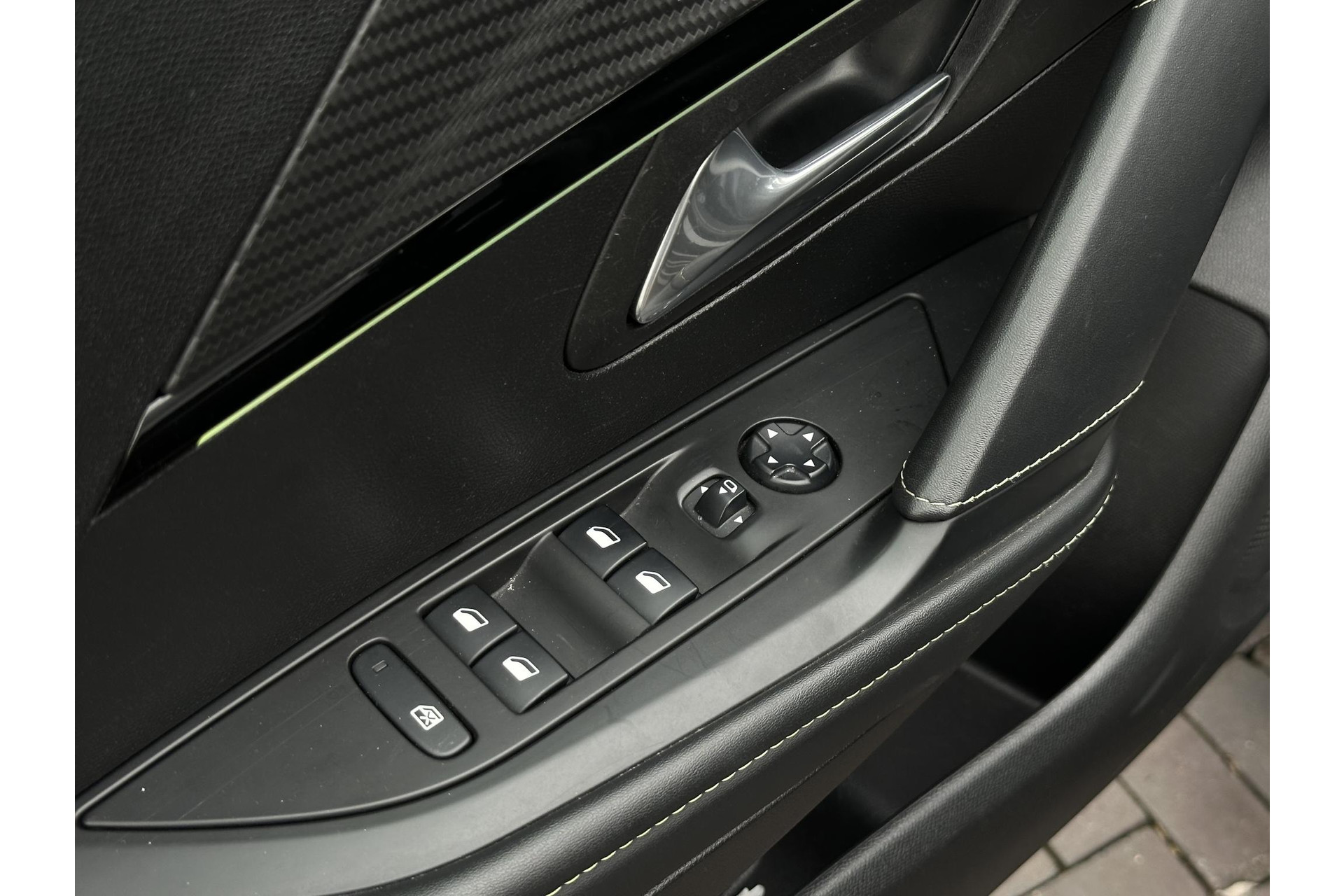 Peugeot e-208 EV GT Pack 50 kWh 2021 BLACK PEARL PAINT (KTV) 23