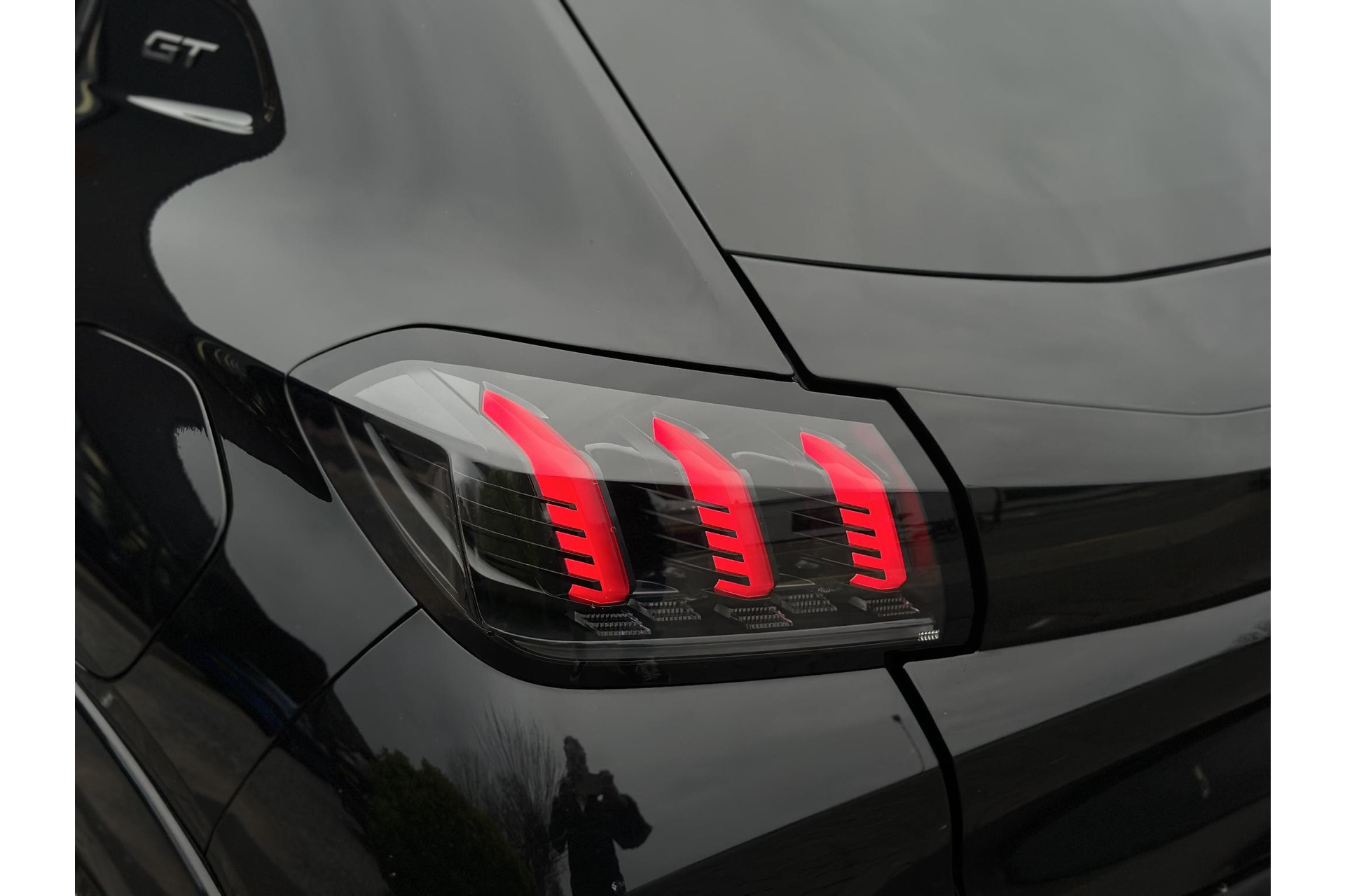 Peugeot e-208 EV GT Pack 50 kWh 2021 BLACK PEARL PAINT (KTV) 26