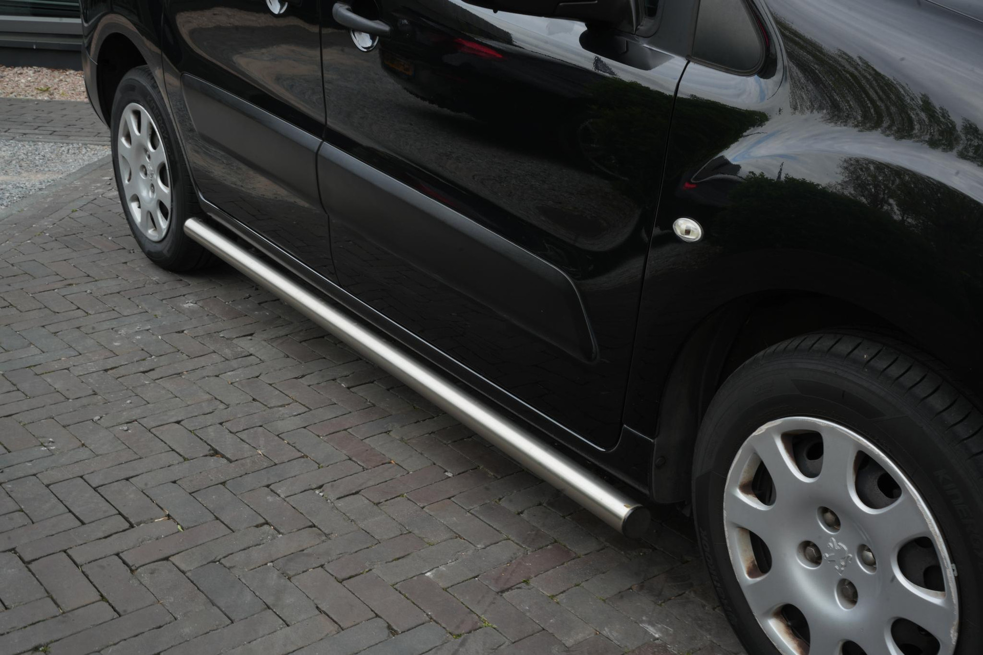 Peugeot Partner 120 1.6 e-HDI L1 XT Profit + 2012 ONYX BLACK PAINT (EXY) 12