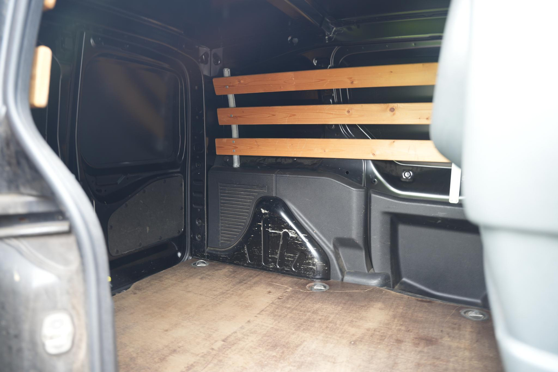 Peugeot Partner 120 1.6 e-HDI L1 XT Profit + 2012 ONYX BLACK PAINT (EXY) 17