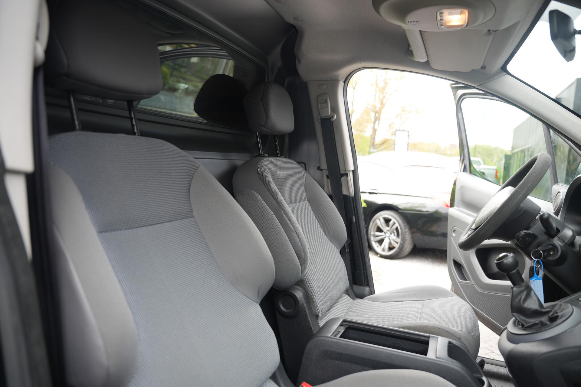 Peugeot Partner 120 1.6 e-HDI L1 XT Profit + 2012 ONYX BLACK PAINT (EXY) 18