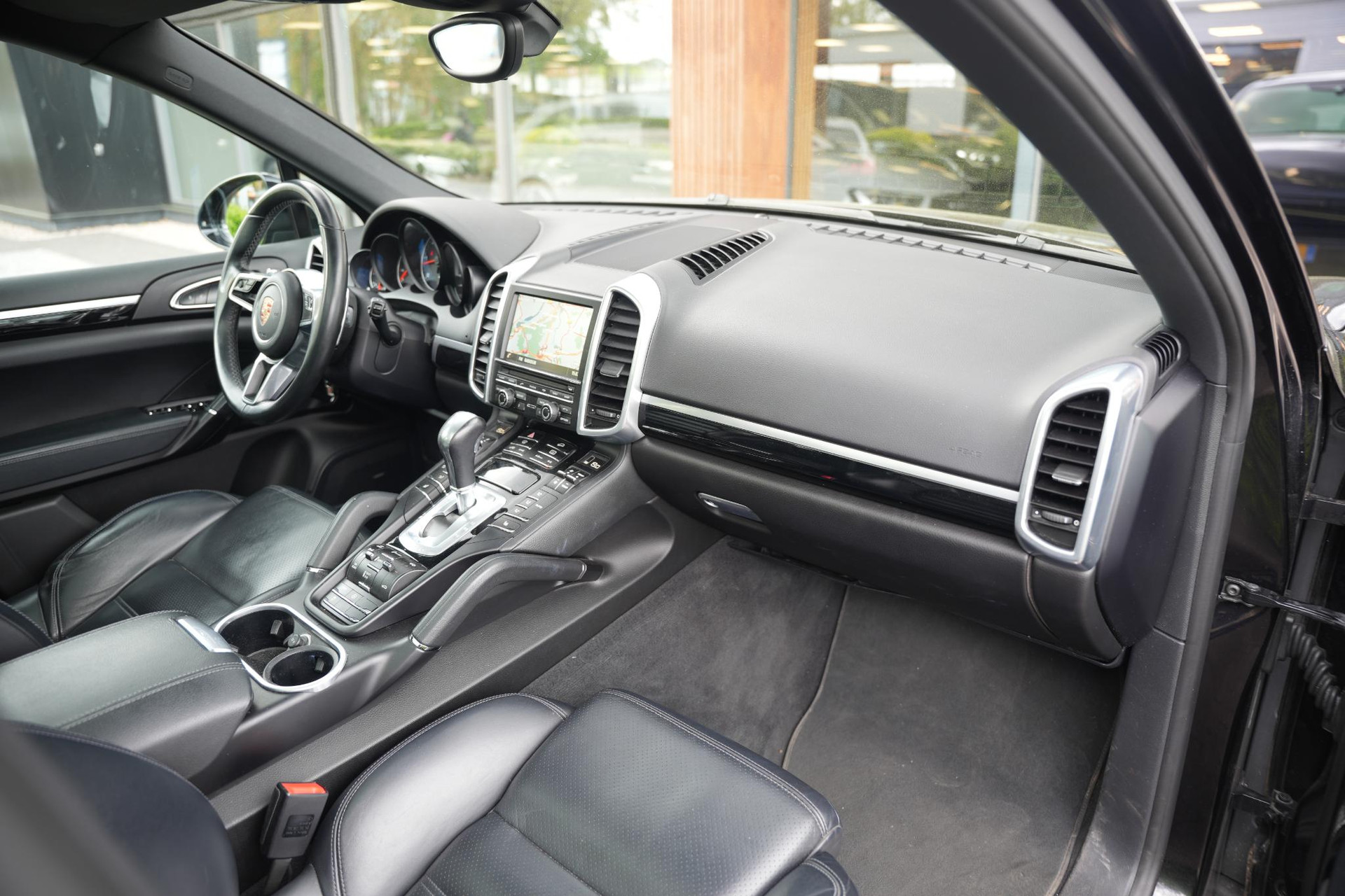 Porsche Cayenne 3.0 D 2015  25