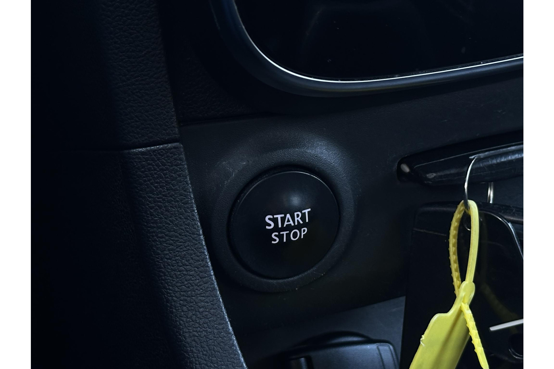 Renault Clio Estate 1.2 16V 2017 GREY TITANIUM (TEKPN) 19