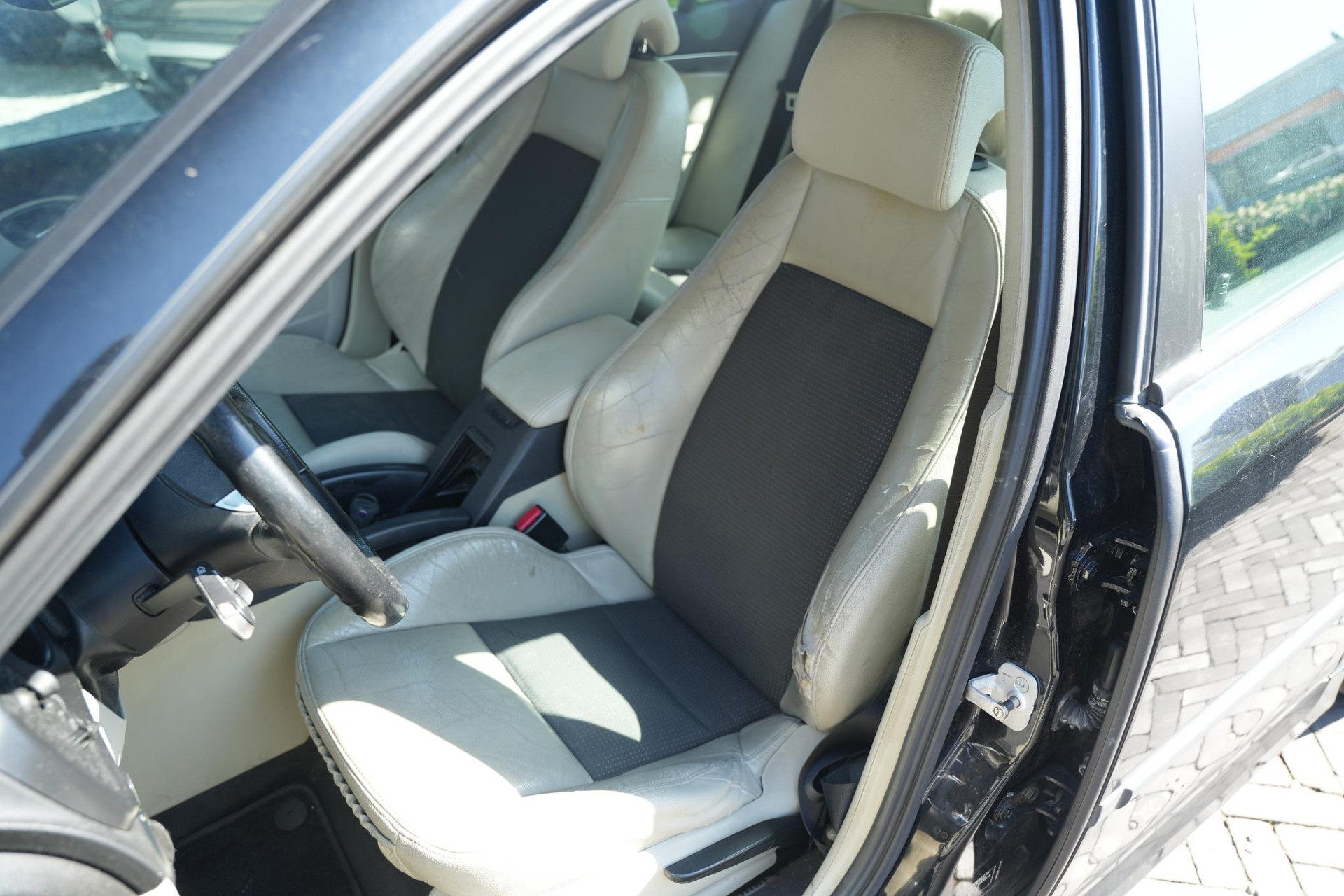 Saab 9-3 Sport Sedan 1.8t Vector 2004 Black (170) 4