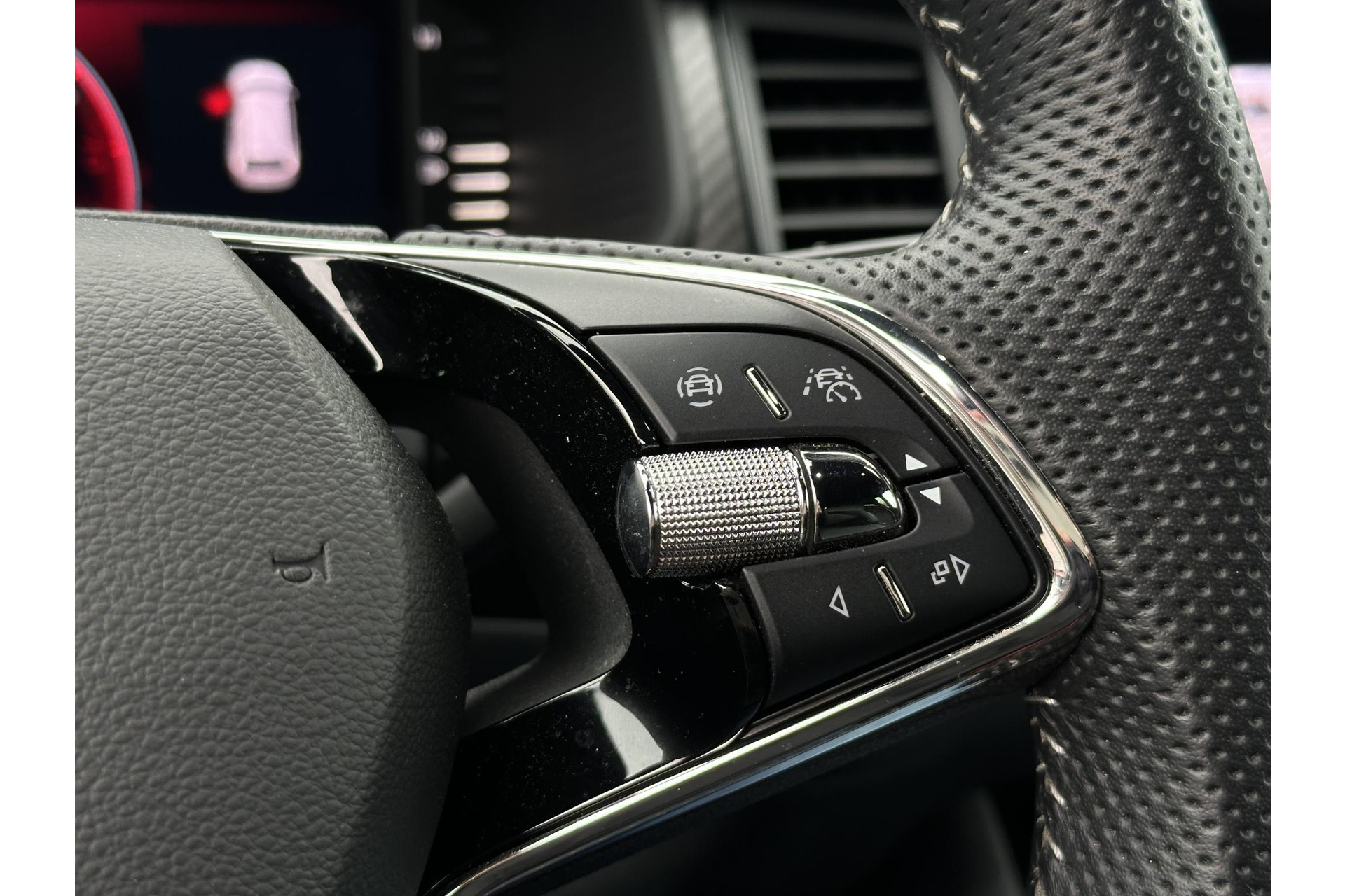 Škoda Kodiaq 1.5 TSI Sportline Business 2023 Black magic 25