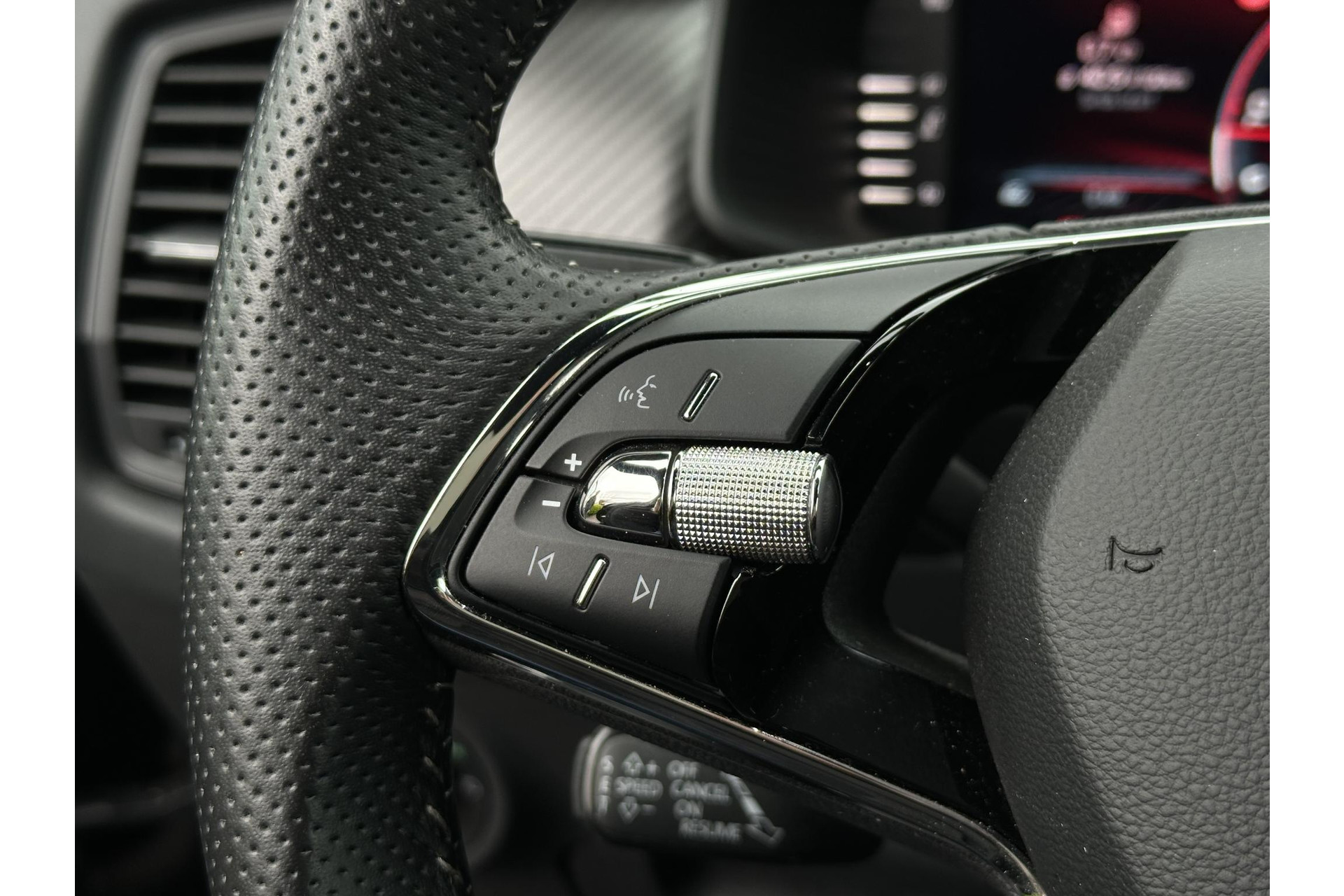 Škoda Kodiaq 1.5 TSI Sportline Business 2023 Black magic 26