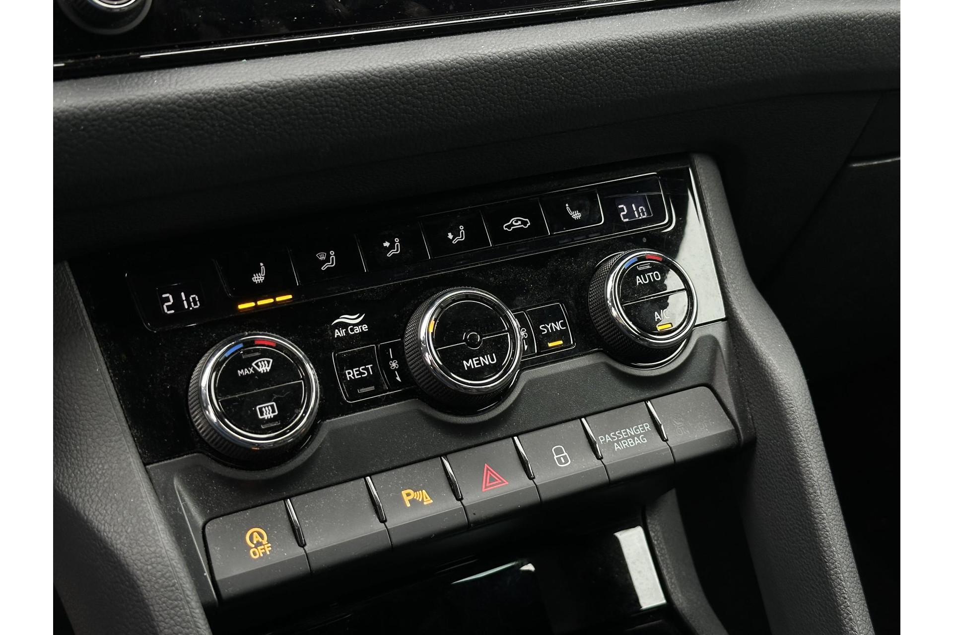 Škoda Kodiaq 1.5 TSI Sportline Business 2023 Black magic 27