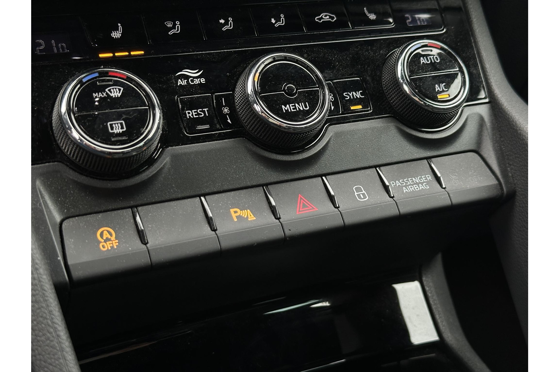 Škoda Kodiaq 1.5 TSI Sportline Business 2023 Black magic 30