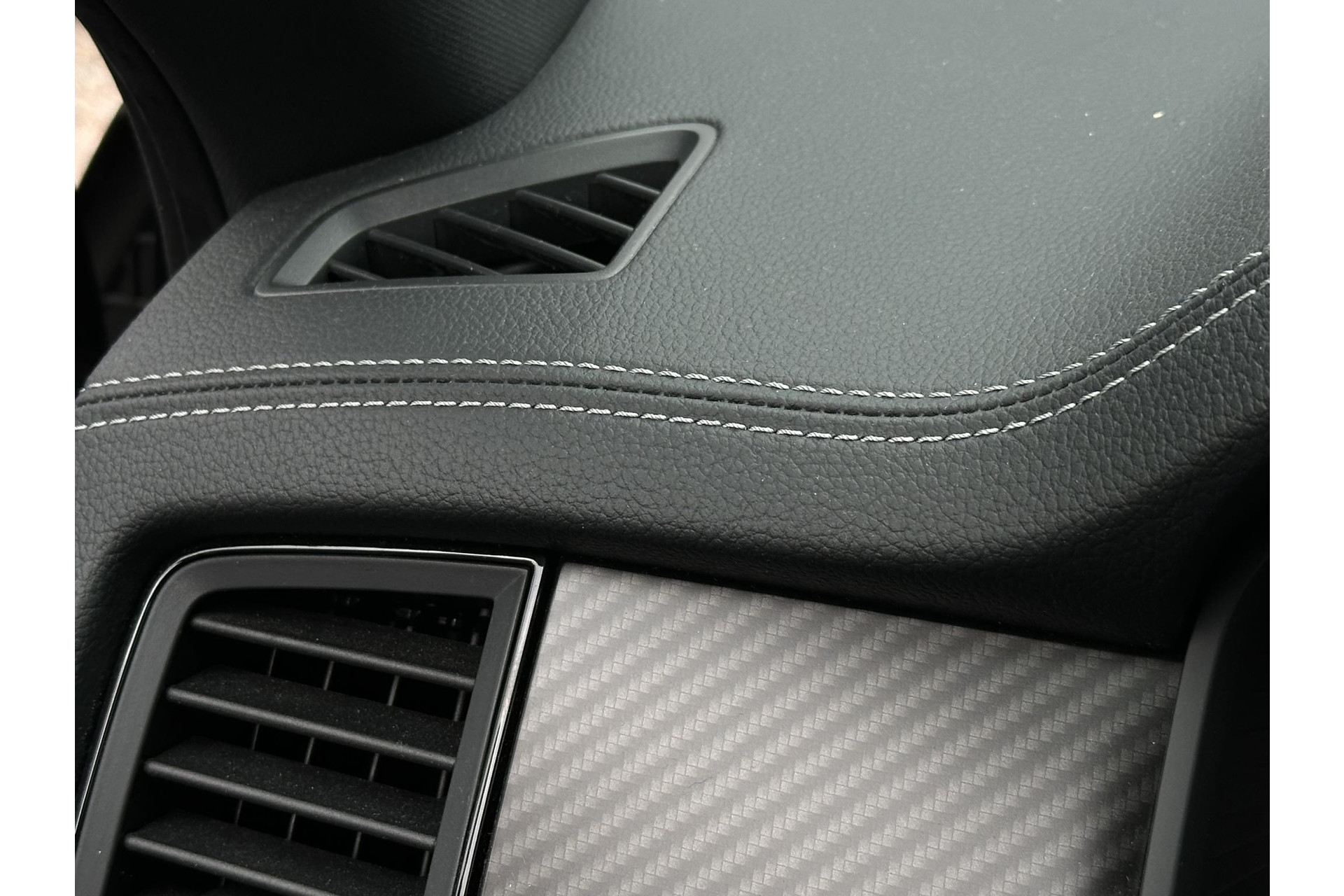 Škoda Kodiaq 1.5 TSI Sportline Business 2023 Black magic 34