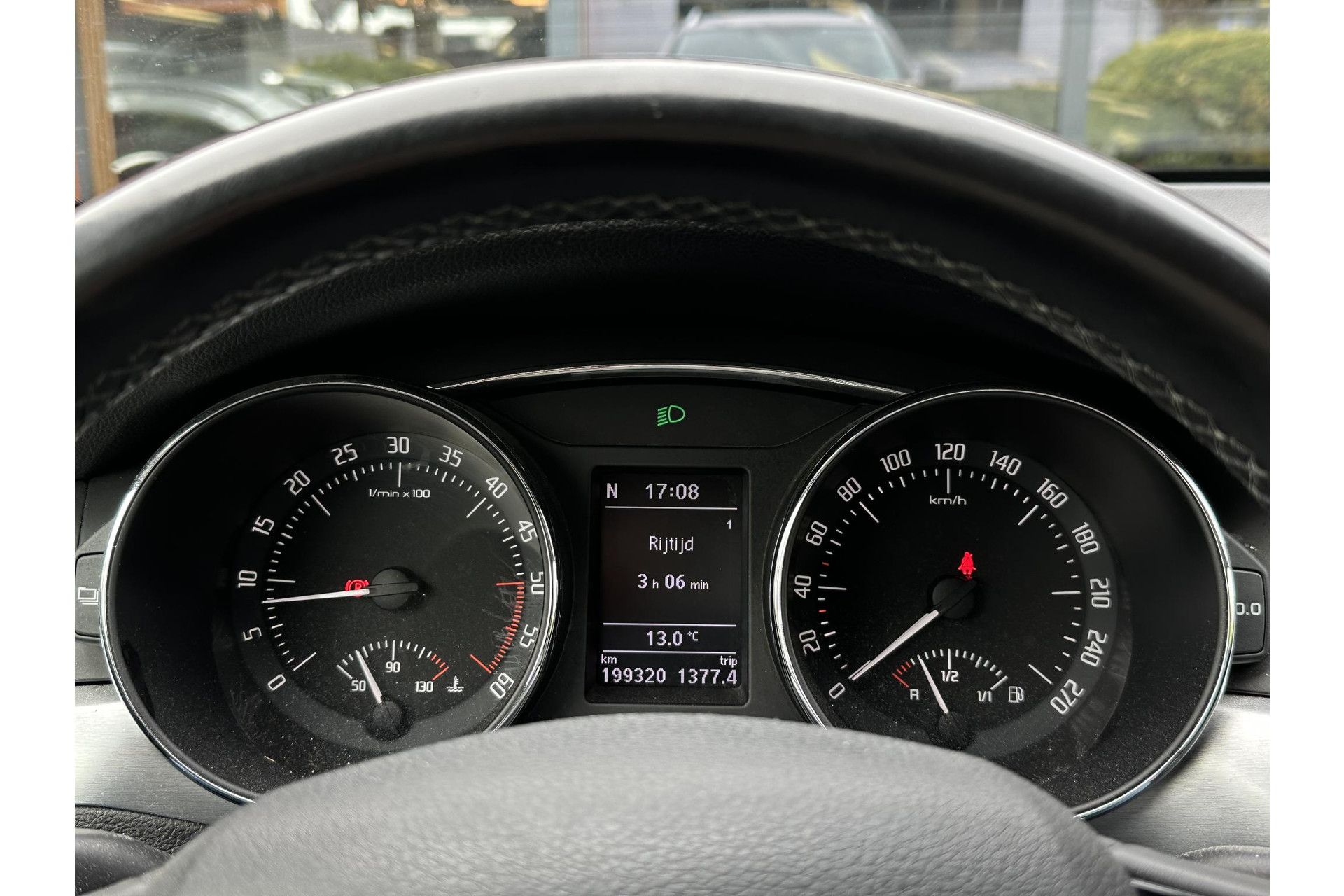 Škoda Superb Combi 1.6 TDI Sprint Pro 2014 Magnetic brown metallic 19