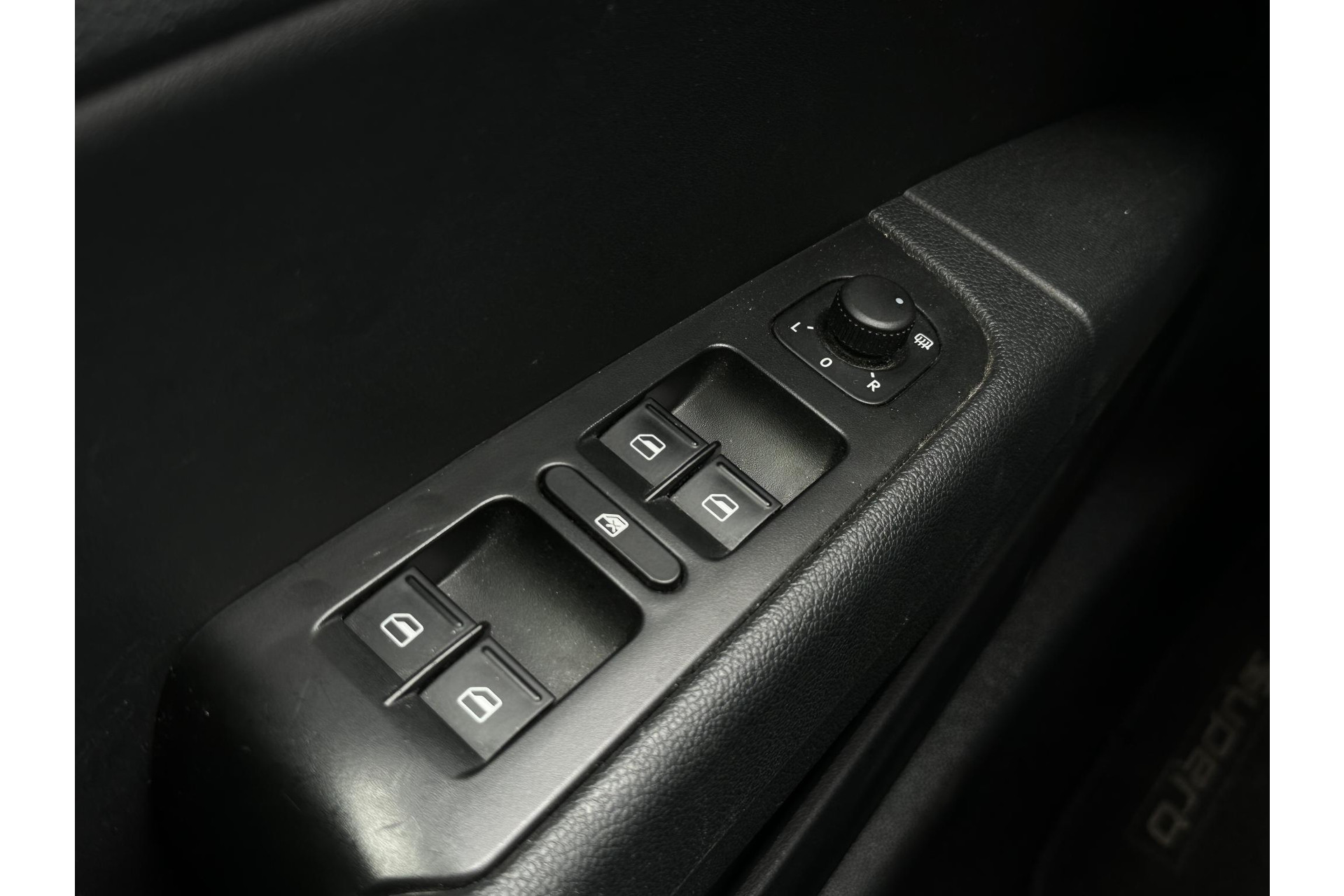 Škoda Superb Combi 1.6 TDI Sprint Pro 2014 Magnetic brown metallic 30