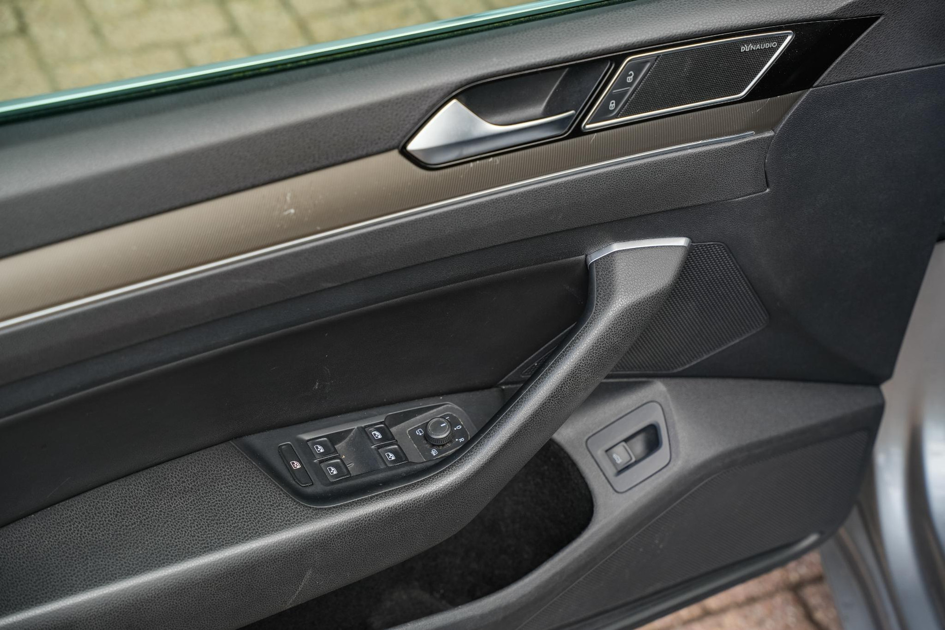 Volkswagen Arteon 2.0 TDI Elegance Business 2017 Pyrit silver 14