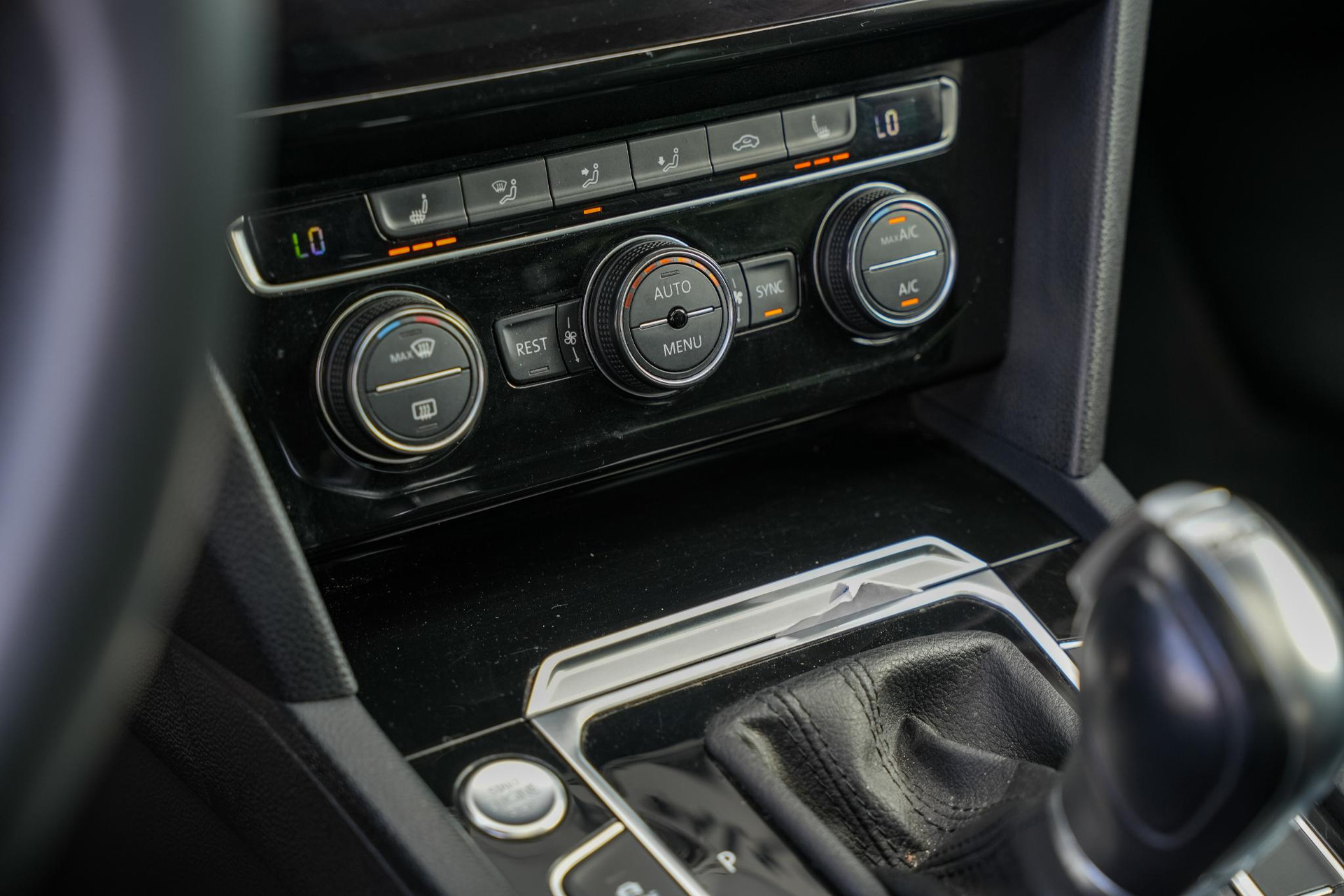 Volkswagen Arteon 2.0 TDI Elegance Business 2017 Pyrit silver 16