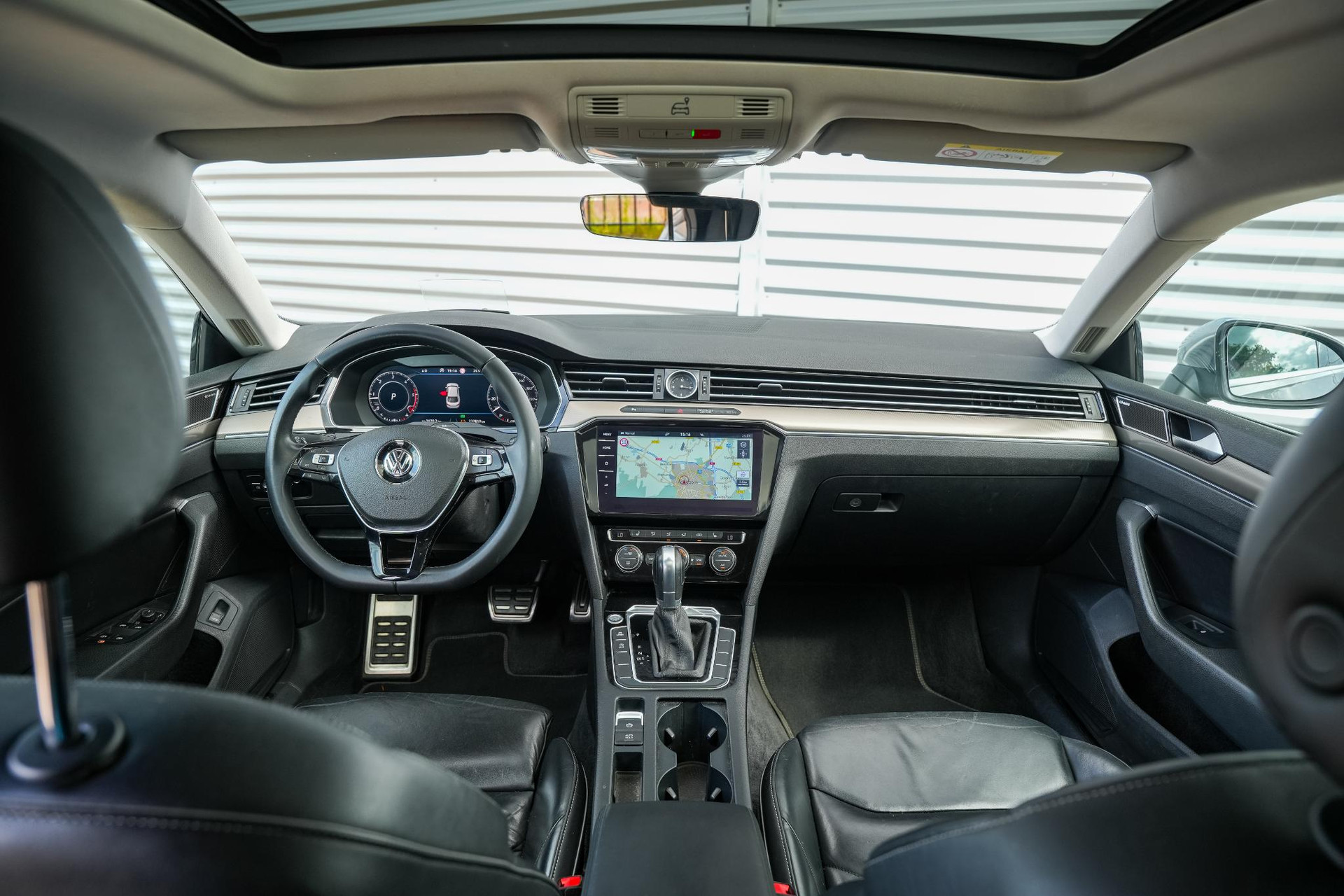 Volkswagen Arteon 2.0 TDI Elegance Business 2017 Pyrit silver 2