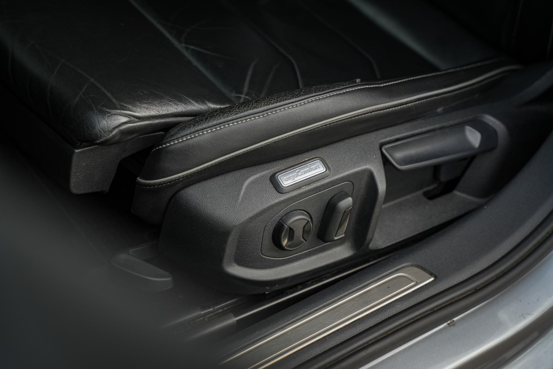 Volkswagen Arteon 2.0 TDI Elegance Business 2017 Pyrit silver 29