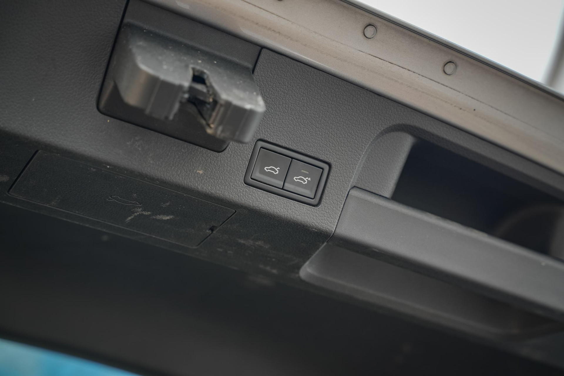 Volkswagen Arteon 2.0 TDI Elegance Business 2017 Pyrit silver 31