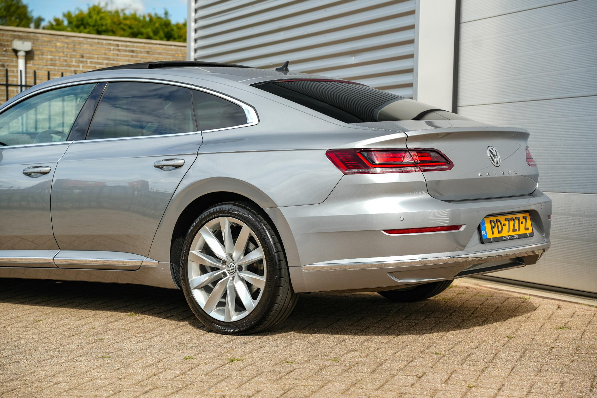 Volkswagen Arteon 2.0 TDI Elegance Business 2017 Pyrit silver 35