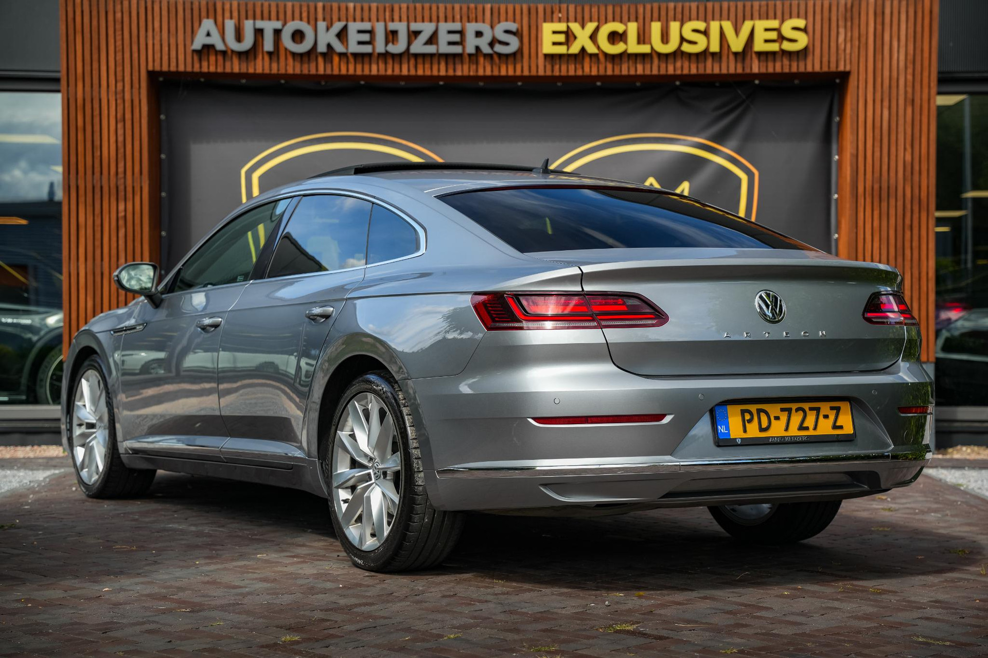 Volkswagen Arteon 2.0 TDI Elegance Business 2017 Pyrit silver 7