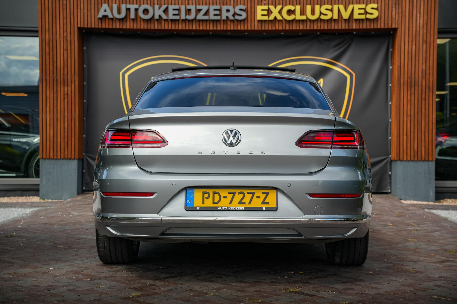 Volkswagen Arteon 2.0 TDI Elegance Business 2017 Pyrit silver 9