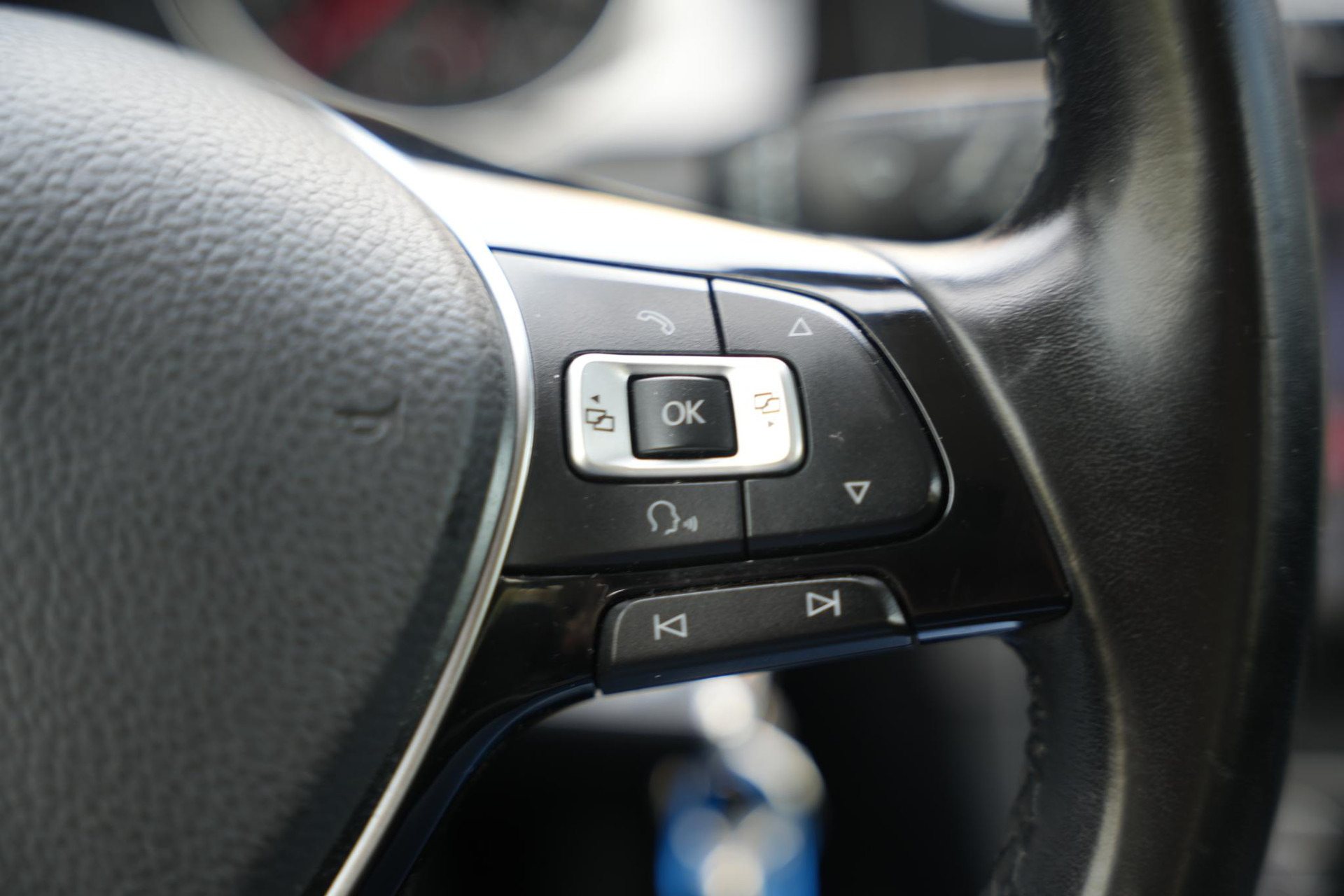 Volkswagen Golf 1.2 TSI Highline 2013 Oryx white pearl 23