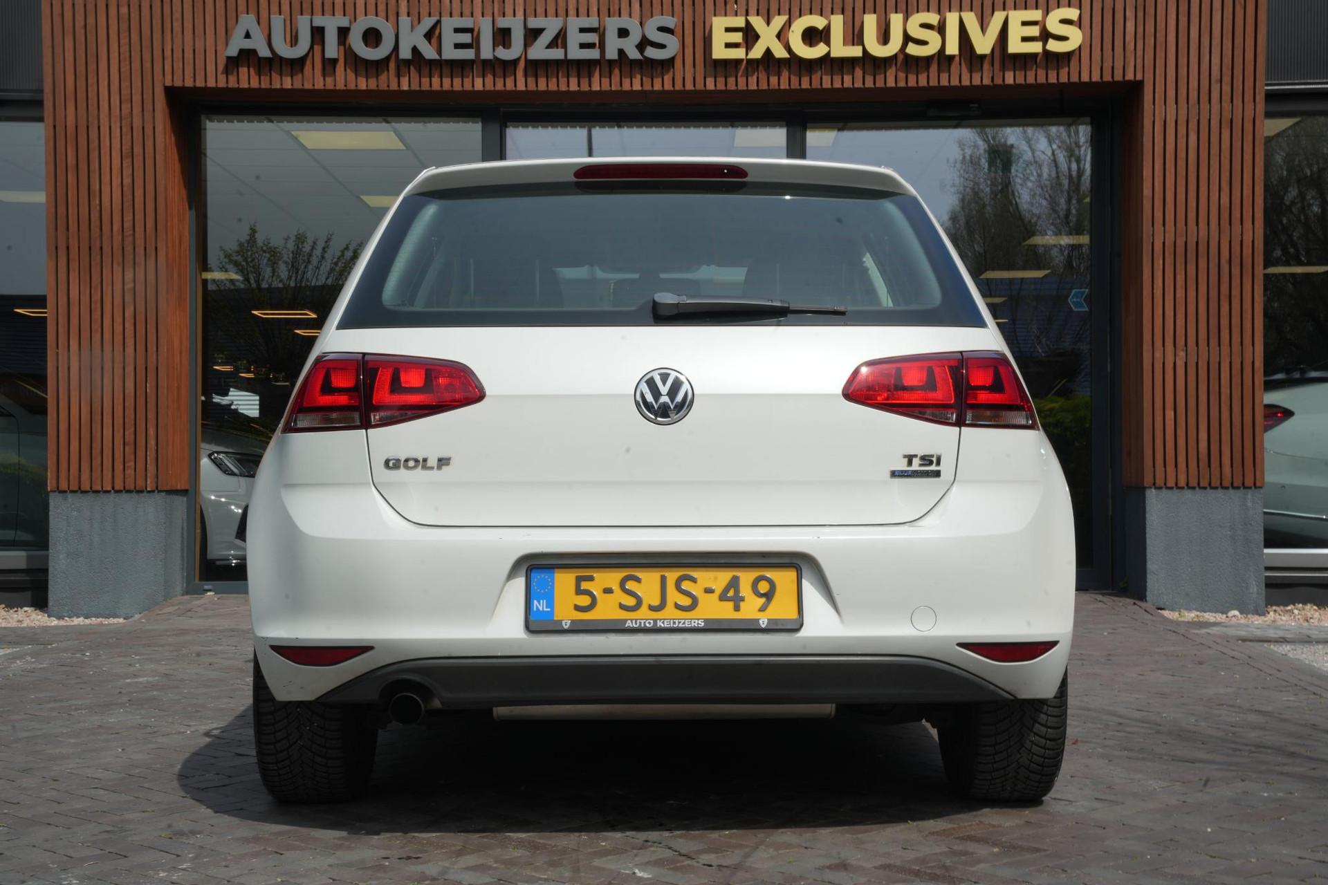 Volkswagen Golf 1.2 TSI Highline 2013 Oryx white pearl 7