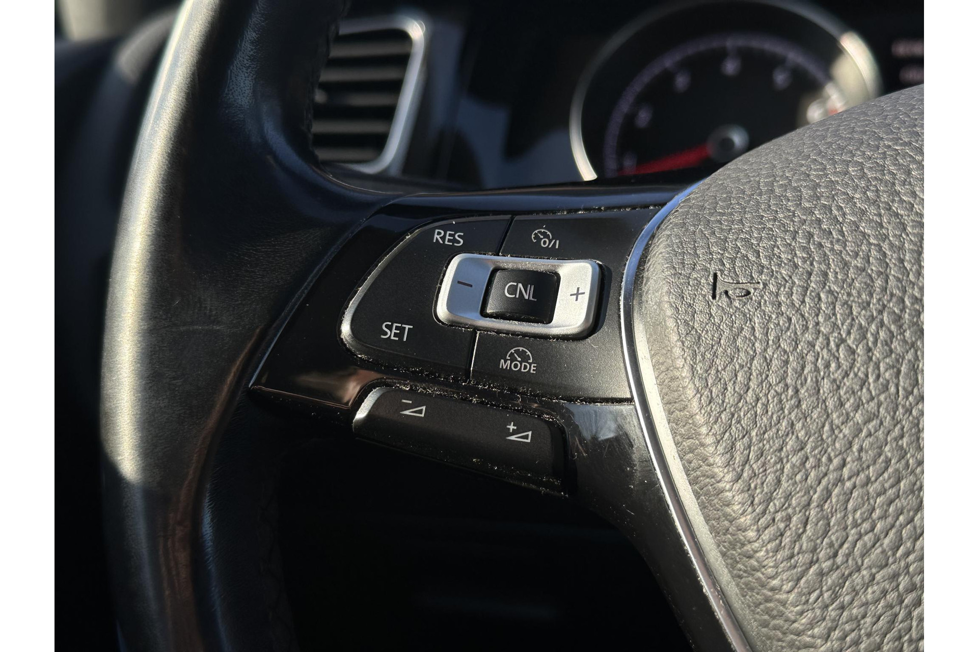 Volkswagen Golf 1.4 TSI ACT R Editie 2016  24