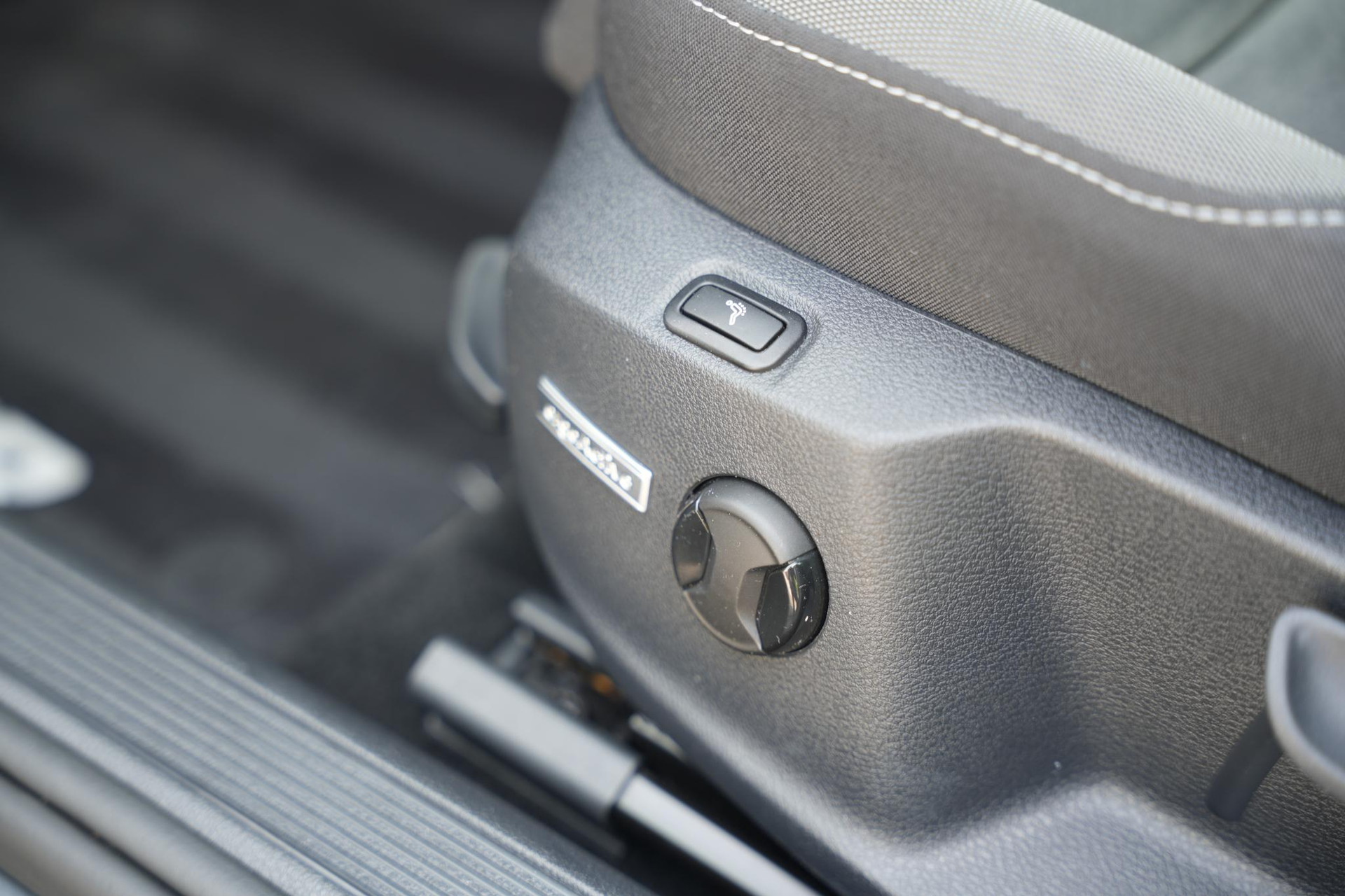 Volkswagen Golf 1.4 TSI Highline 2017 Indium grey metallic 16