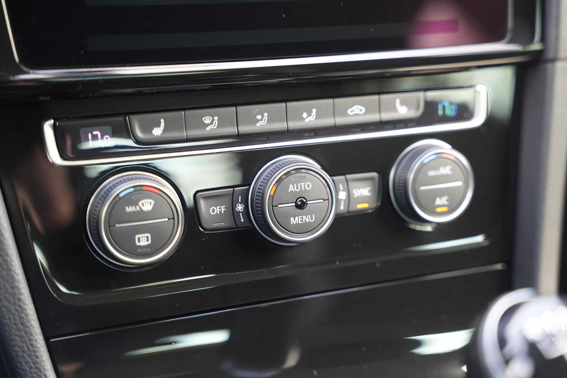 Volkswagen Golf 1.4 TSI Highline 2017 Indium grey metallic 28