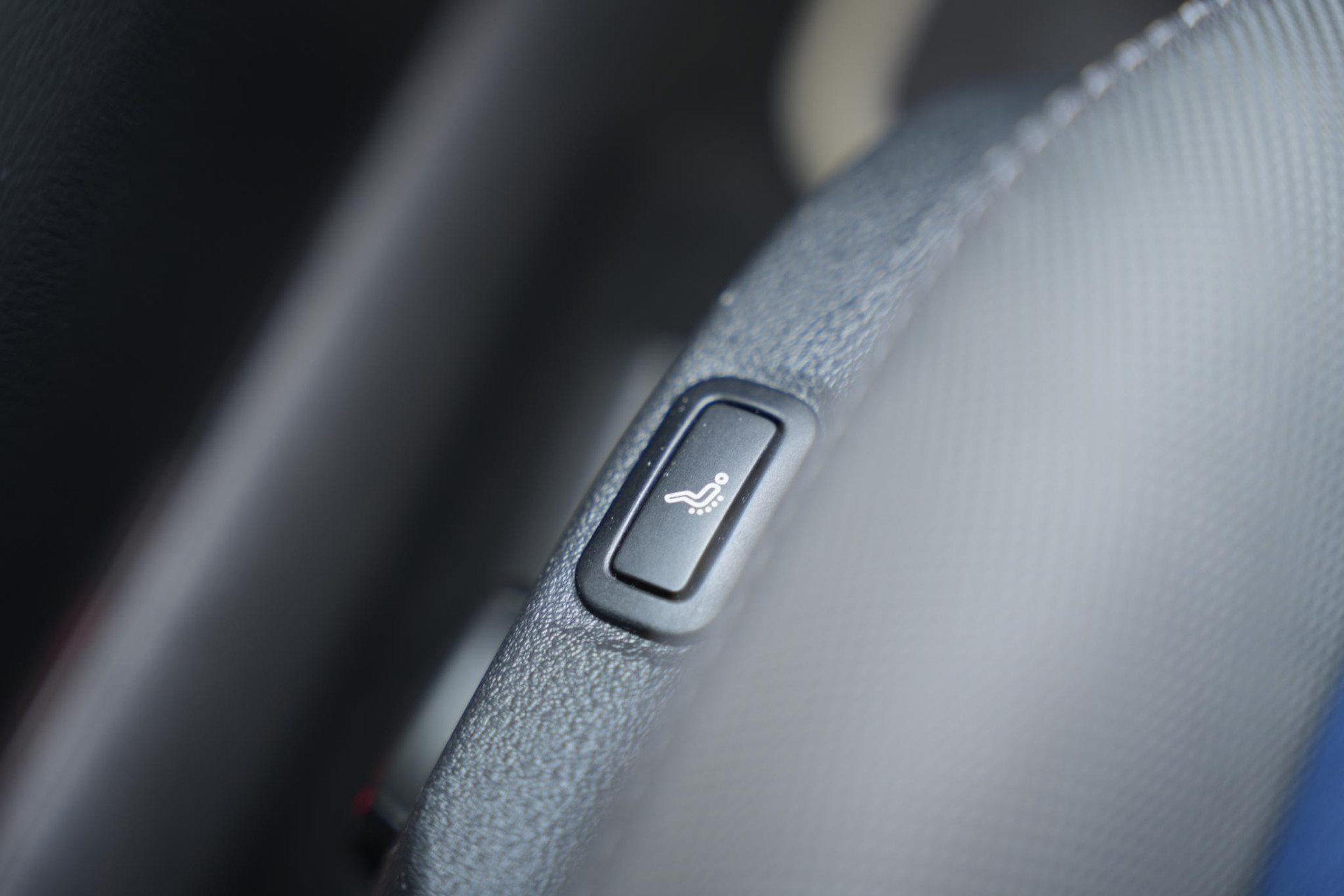 Volkswagen Golf 1.4 TSI Highline 2017 Indium grey metallic 37