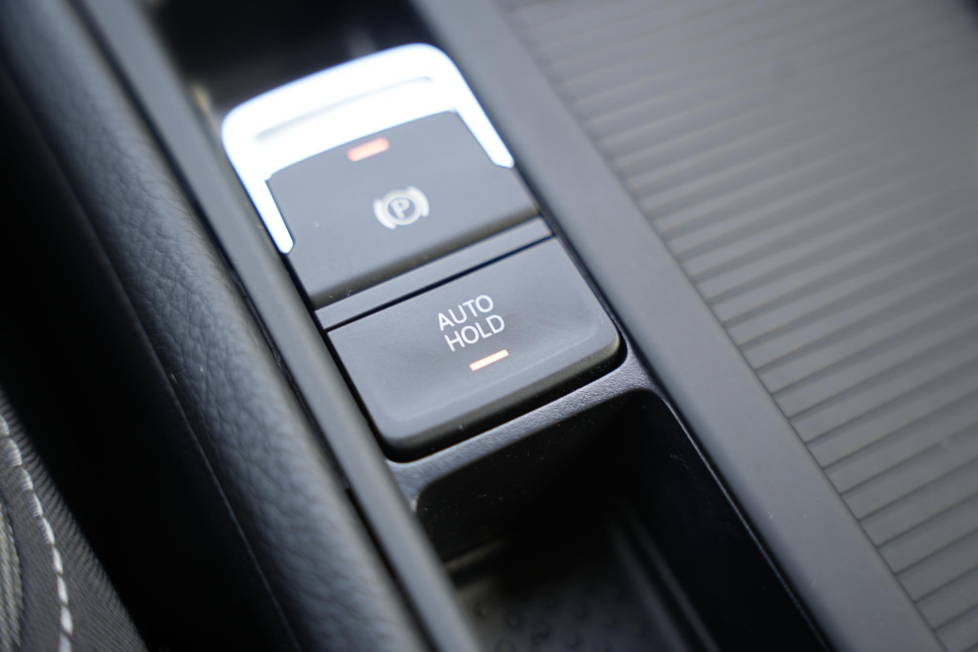 Volkswagen Golf 1.4 TSI Highline 2017 Indium grey metallic 38