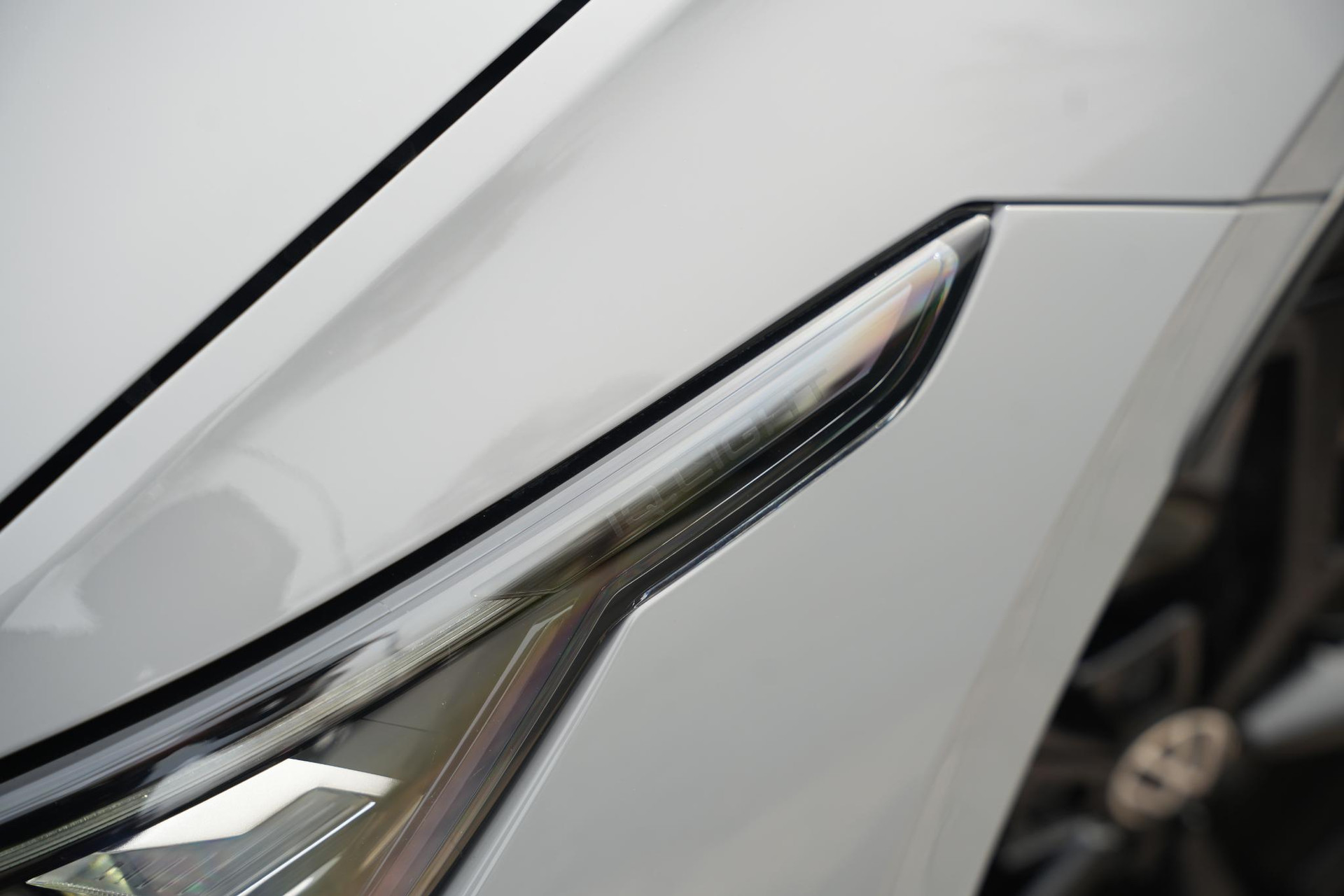 Volkswagen Golf 2.0 TSI GTI 2024 Moonstone grey (C2) 18