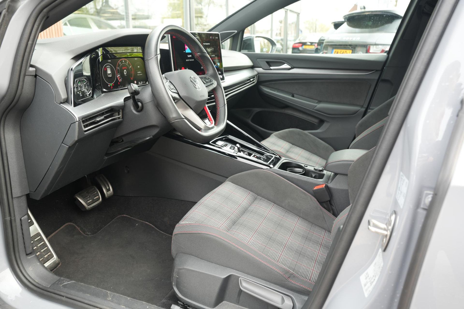 Volkswagen Golf 2.0 TSI GTI 2024 Moonstone grey (C2) 25