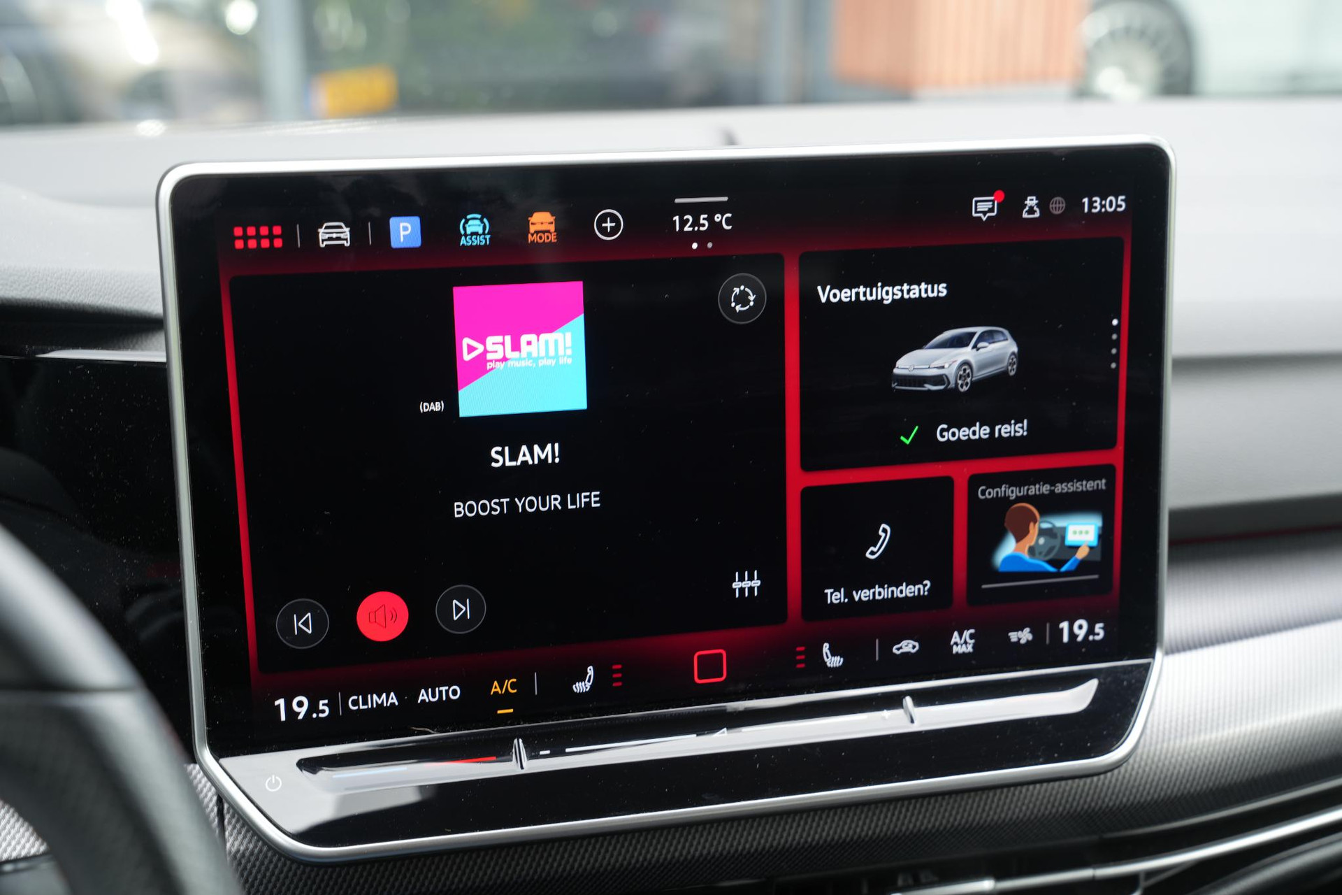 Volkswagen Golf 2.0 TSI GTI 2024 Moonstone grey (C2) 33